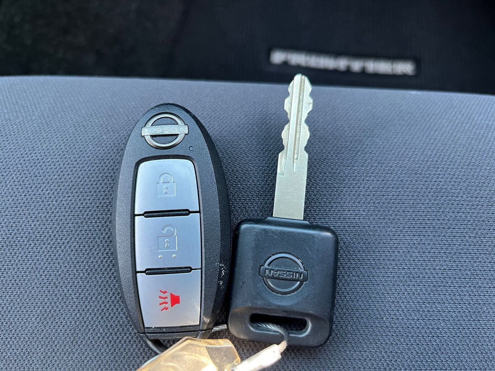 Thumbnail: 2024 Nissan Frontier - 22