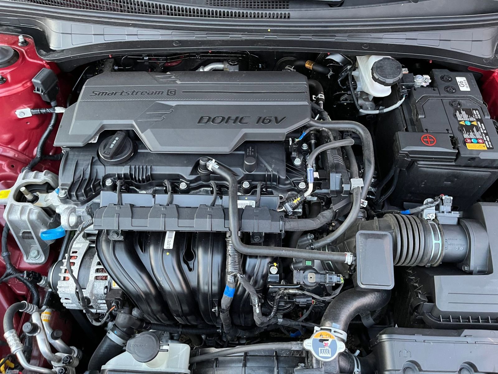 Thumbnail: 2025 Hyundai Elantra - 32