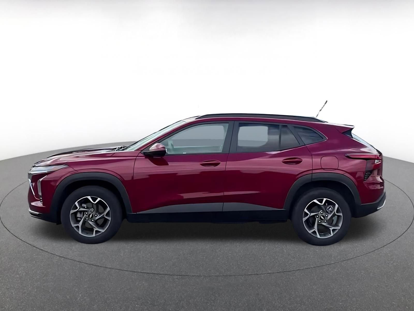 Thumbnail: 2025 Chevrolet Trax - 9
