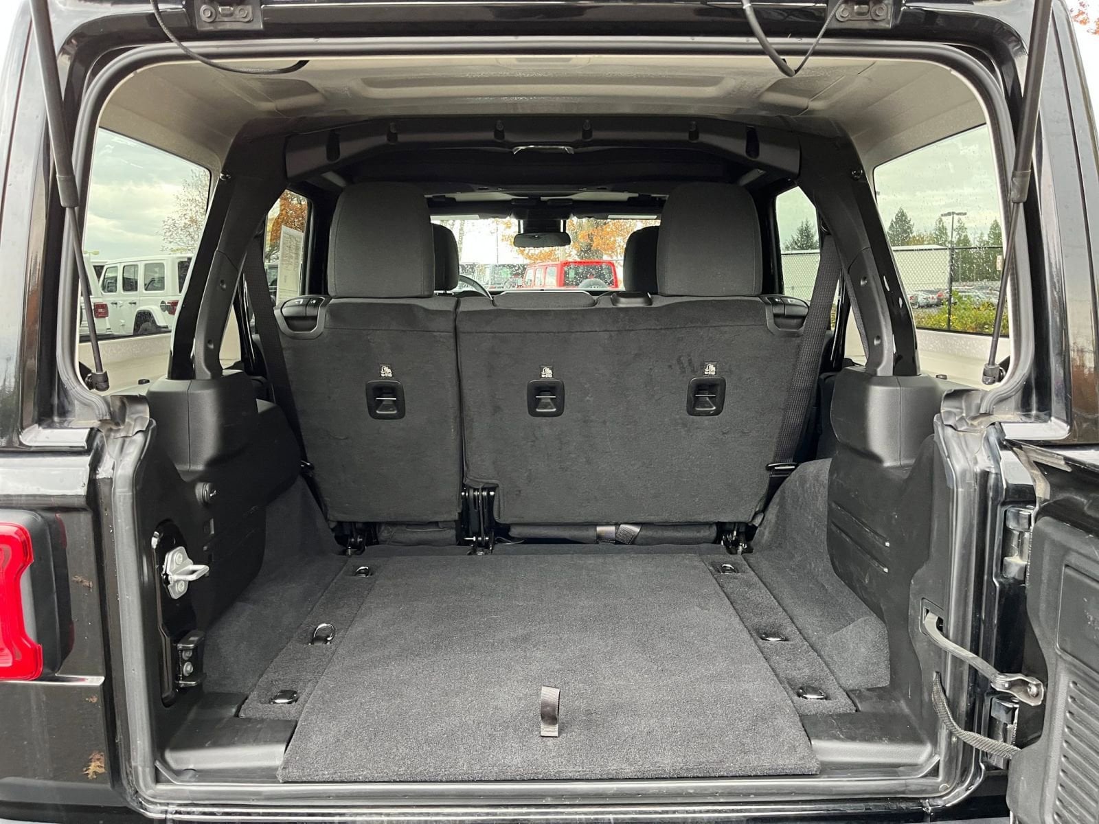 Thumbnail: 2025 Jeep Wrangler - 30