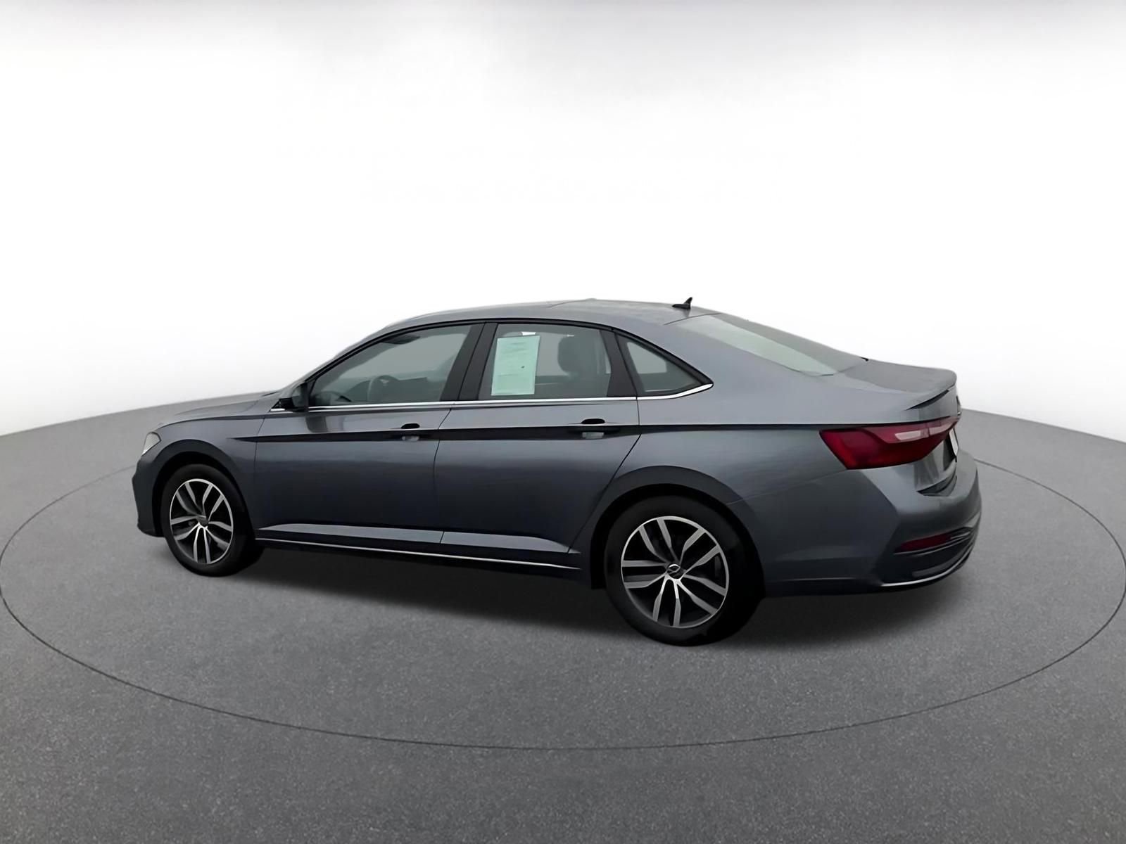 Thumbnail: 2025 Volkswagen Jetta - 11