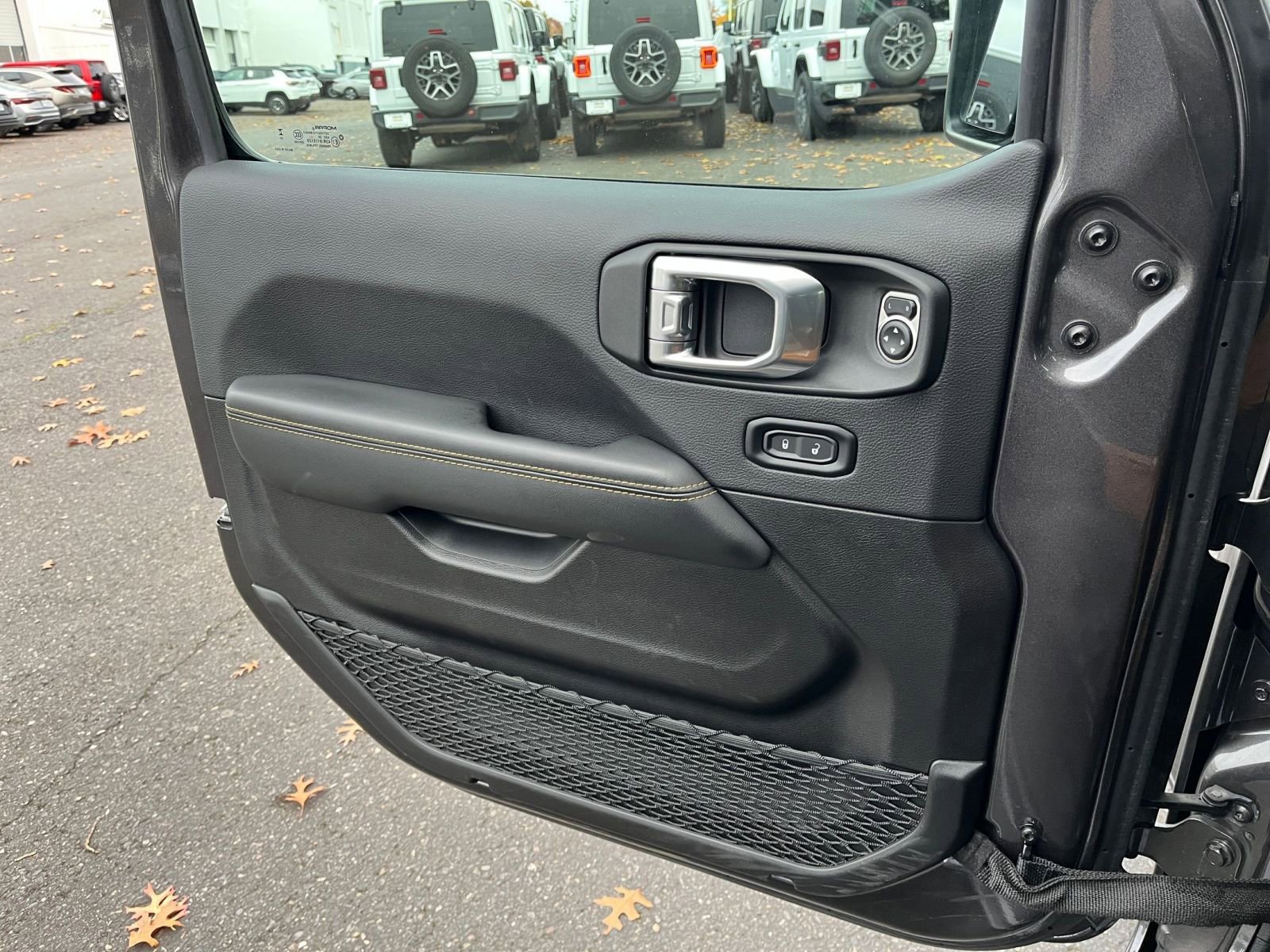 Thumbnail: 2025 Jeep Wrangler - 20