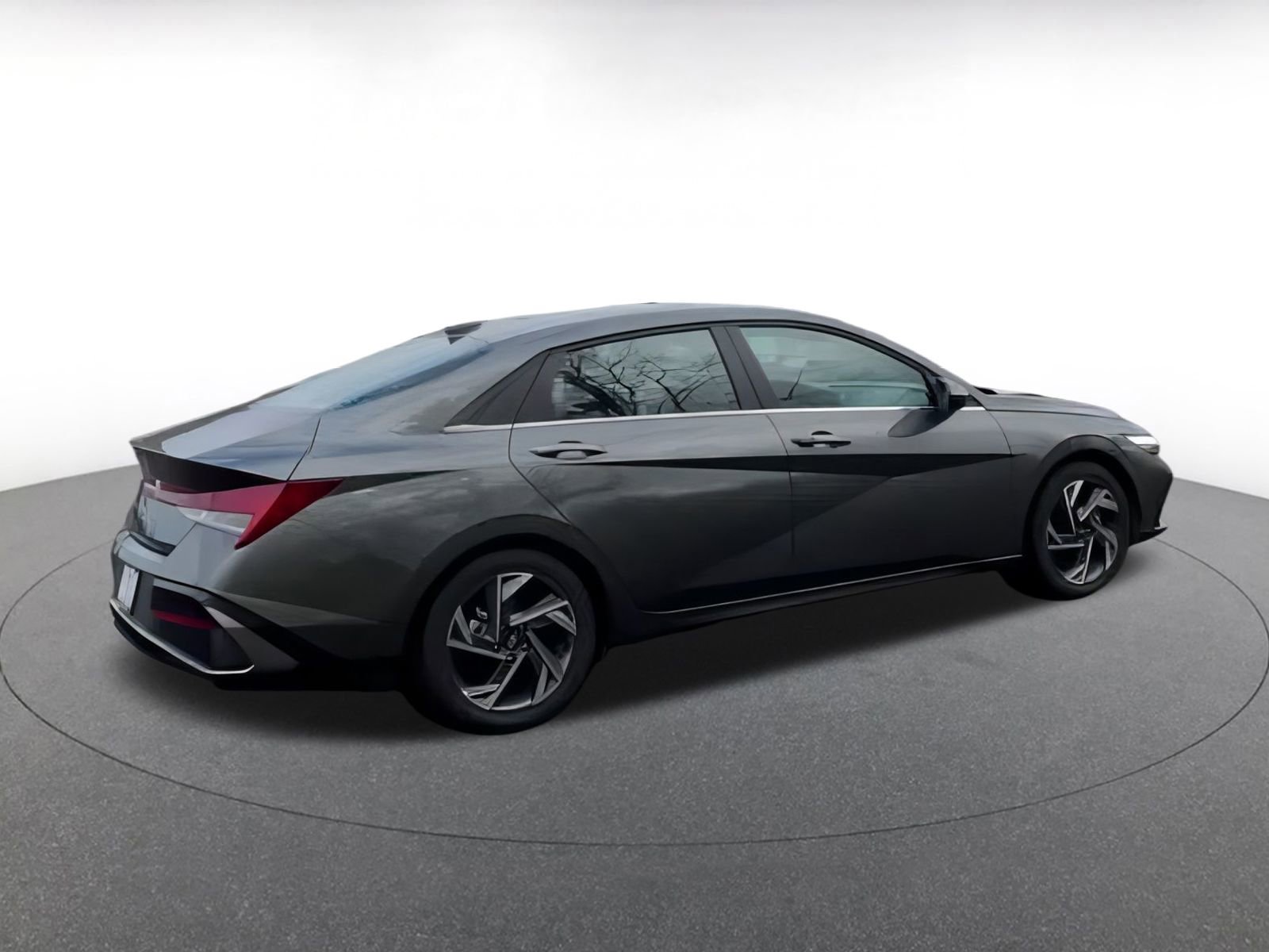 Thumbnail: 2025 Hyundai Elantra - 16