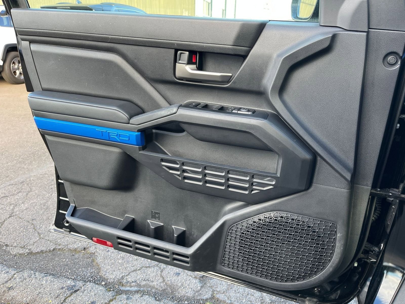 Thumbnail: 2025 Toyota Tacoma - 21