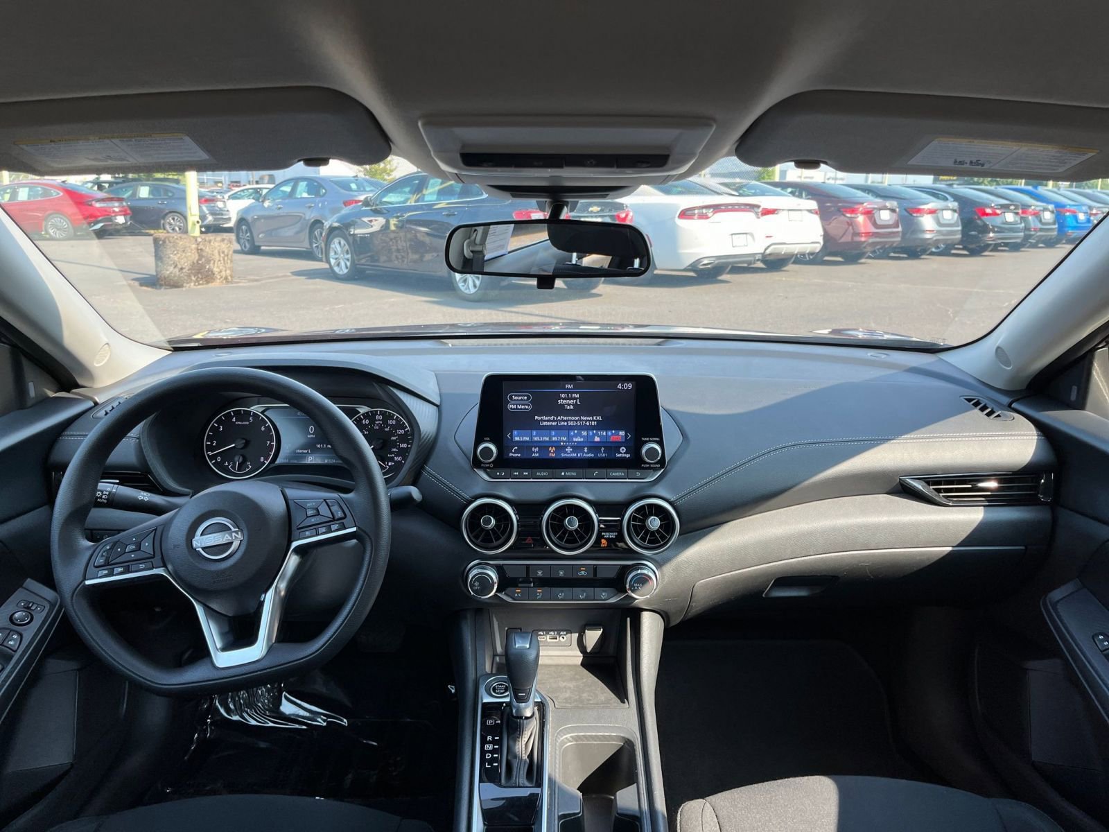 Thumbnail: 2024 Nissan Sentra - 31