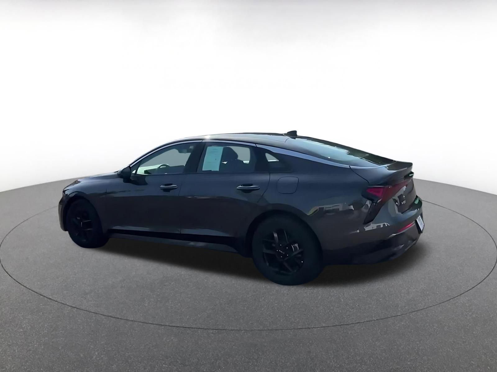 Thumbnail: 2025 Kia K5 - 10