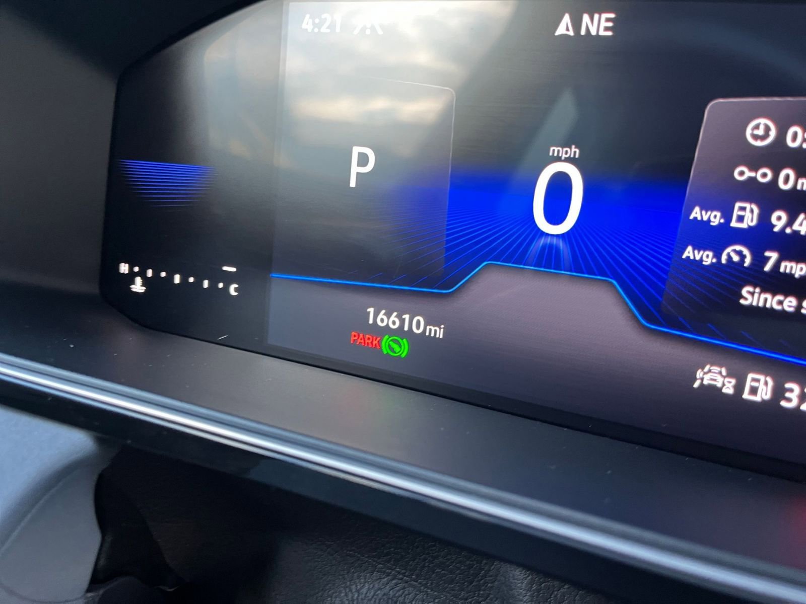 Thumbnail: 2025 Volkswagen Jetta - 21