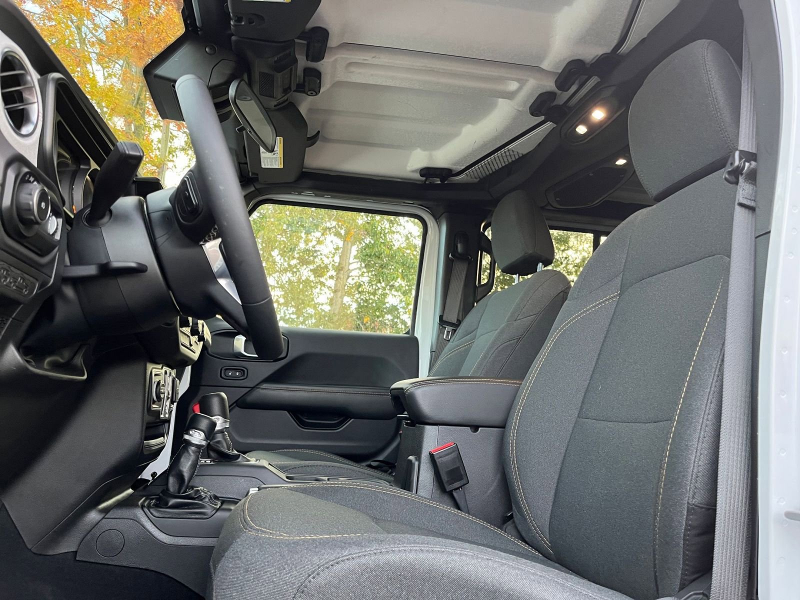 Thumbnail: 2025 Jeep Wrangler - 25