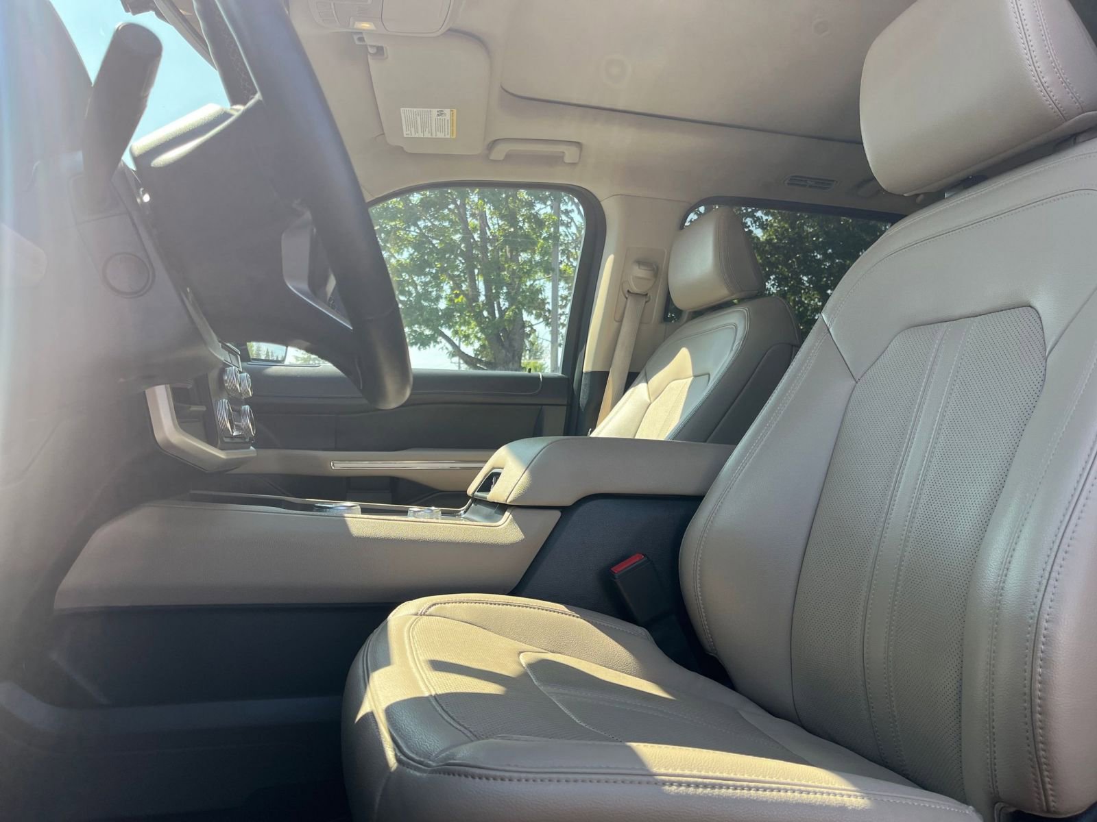 Thumbnail: 2024 Ford Expedition - 33