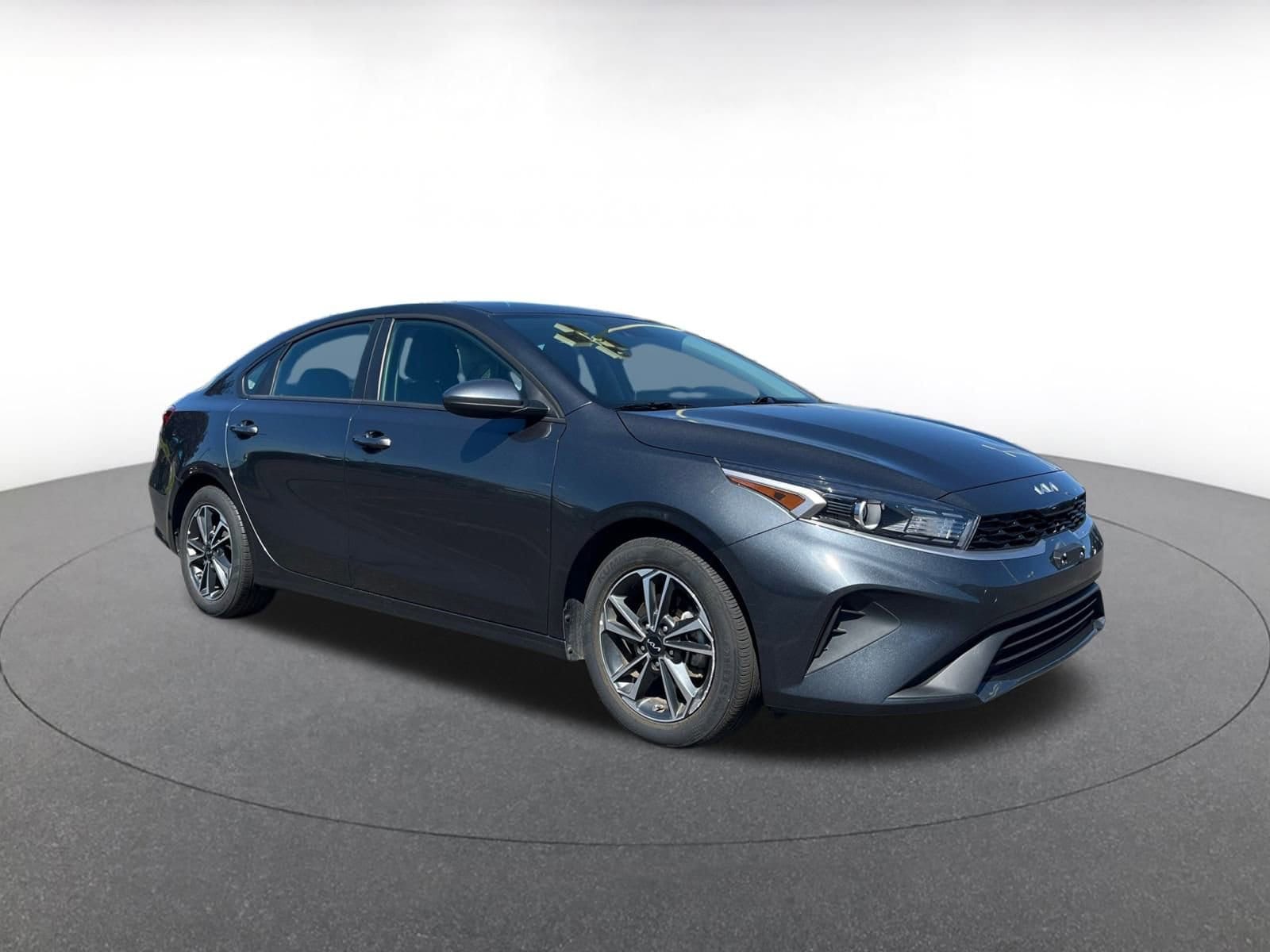 Thumbnail: 2024 Kia Forte - 1