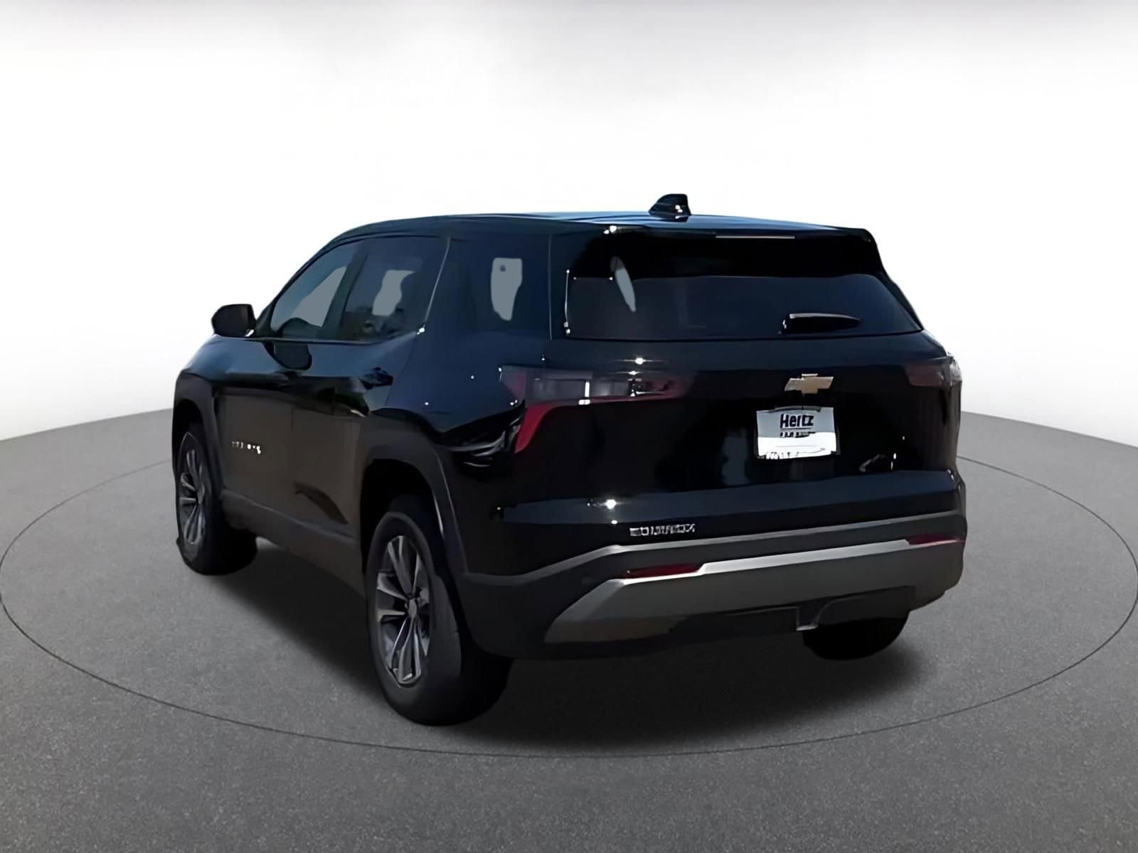 Thumbnail: 2025 Chevrolet Equinox - 10
