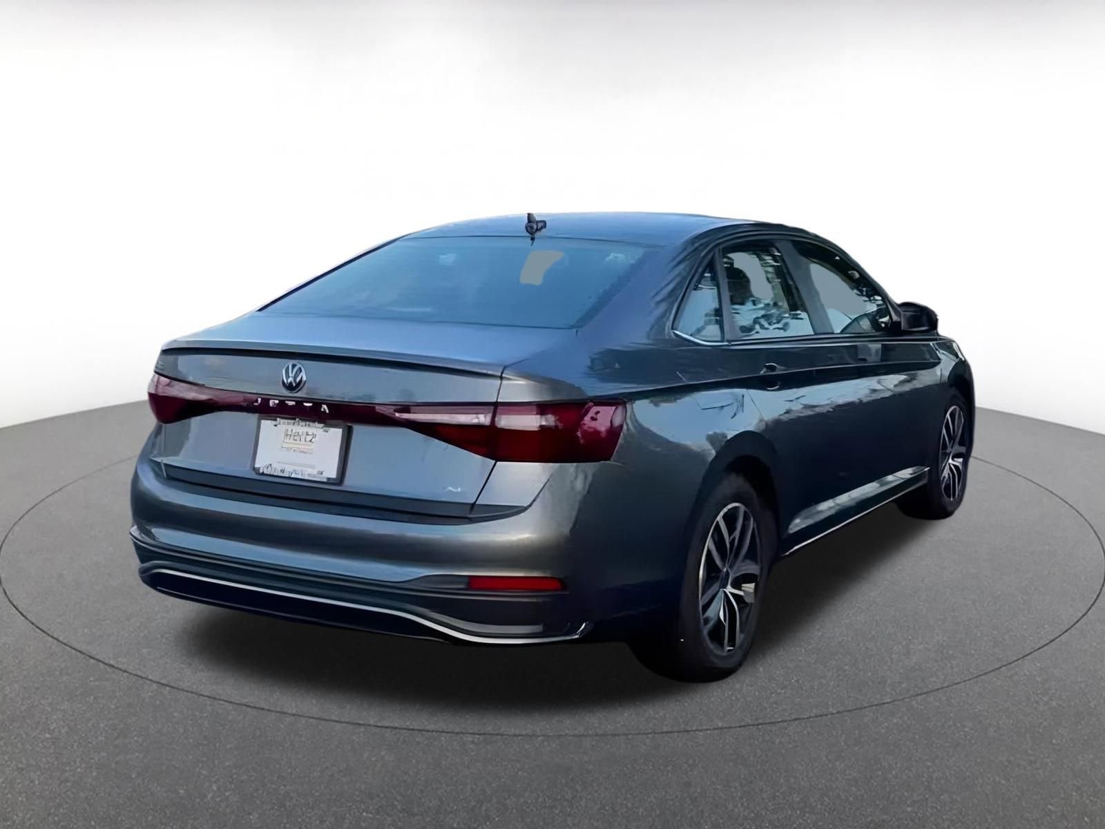 Thumbnail: 2025 Volkswagen Jetta - 14