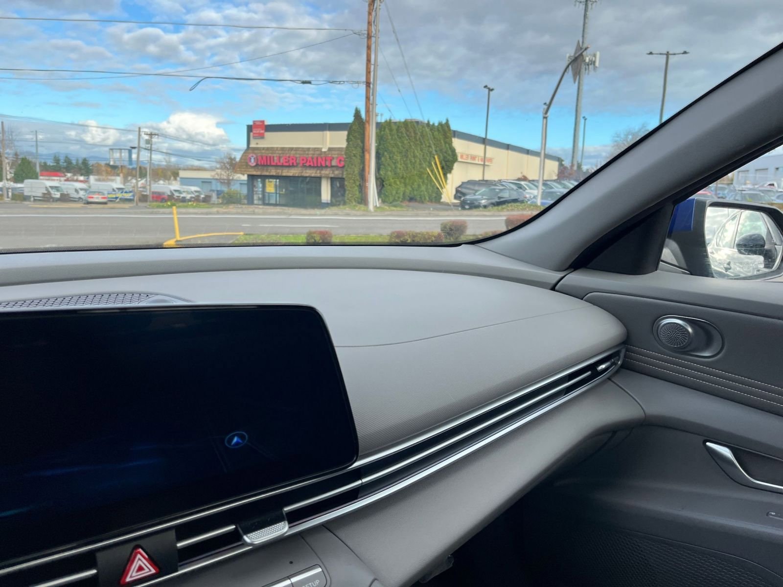 Thumbnail: 2025 Hyundai Elantra - 34