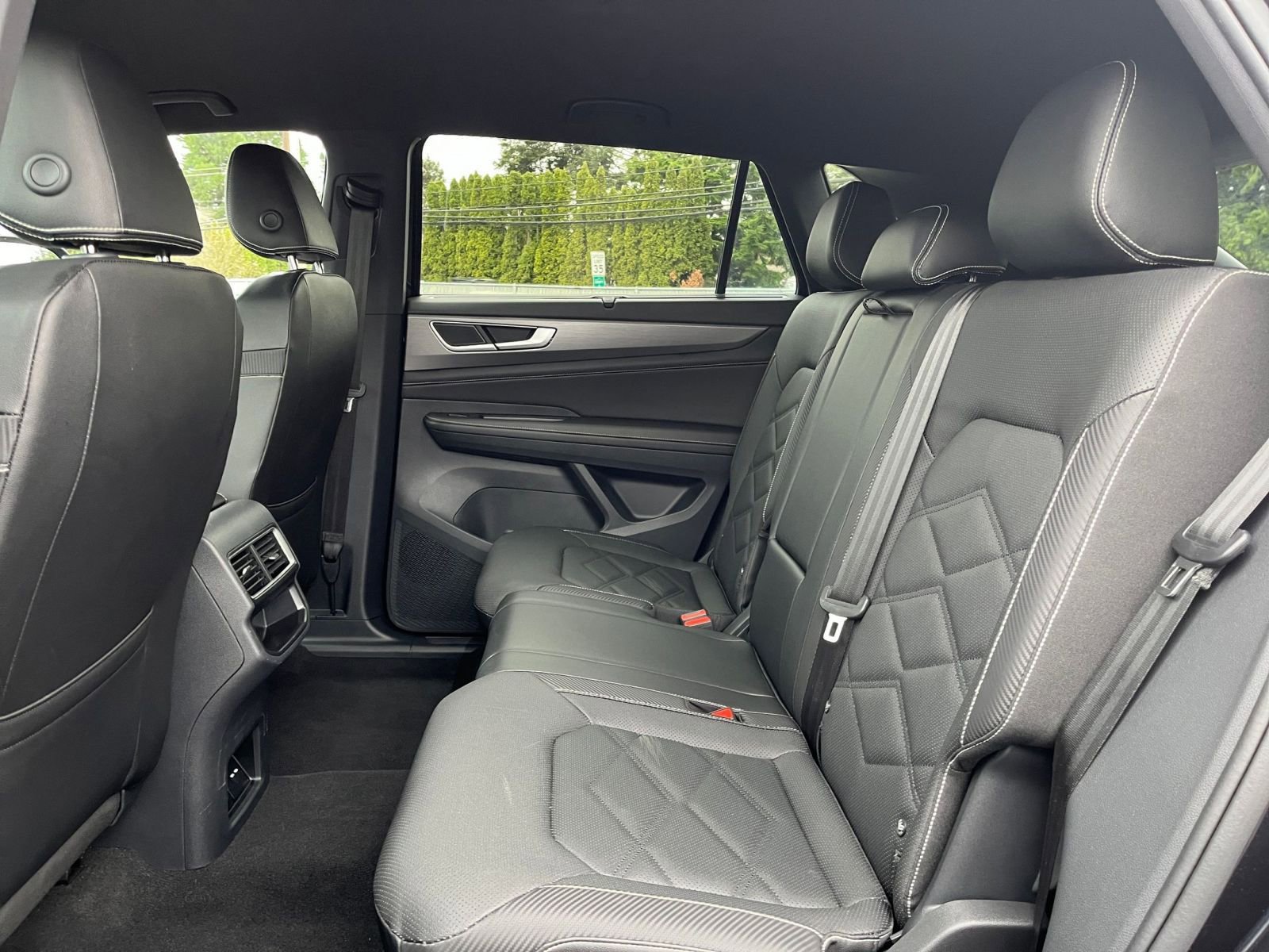 Thumbnail: 2025 Volkswagen Atlas - 28