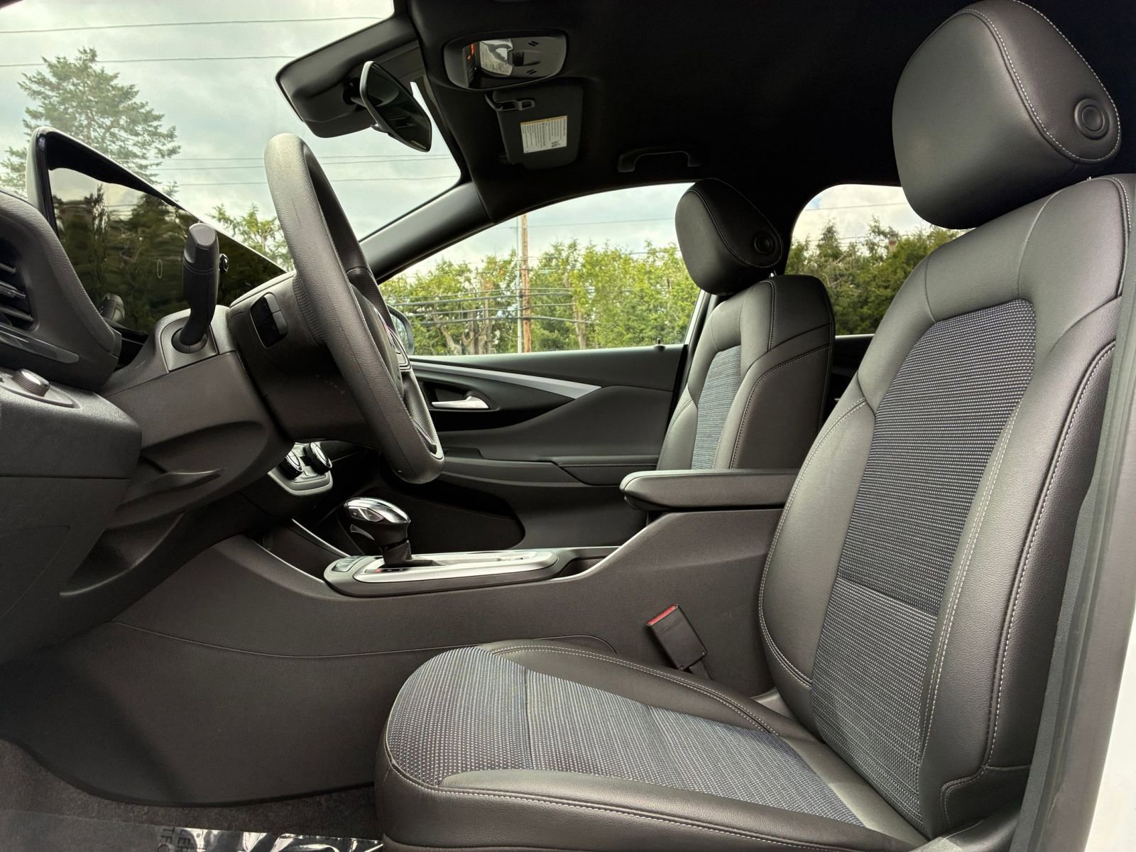 Thumbnail: 2025 Buick Envista - 25