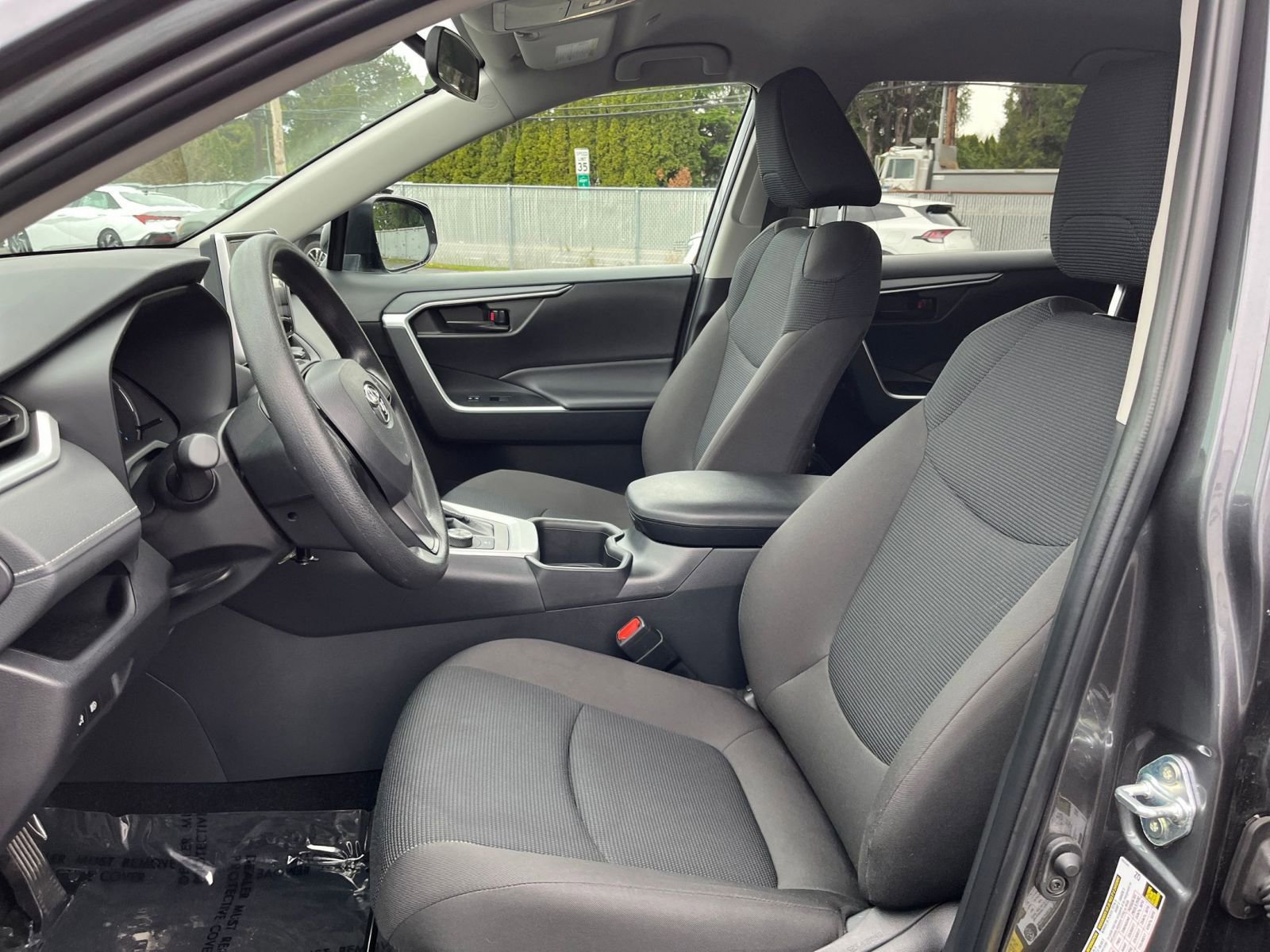 Thumbnail: 2025 Toyota RAV4 - 35