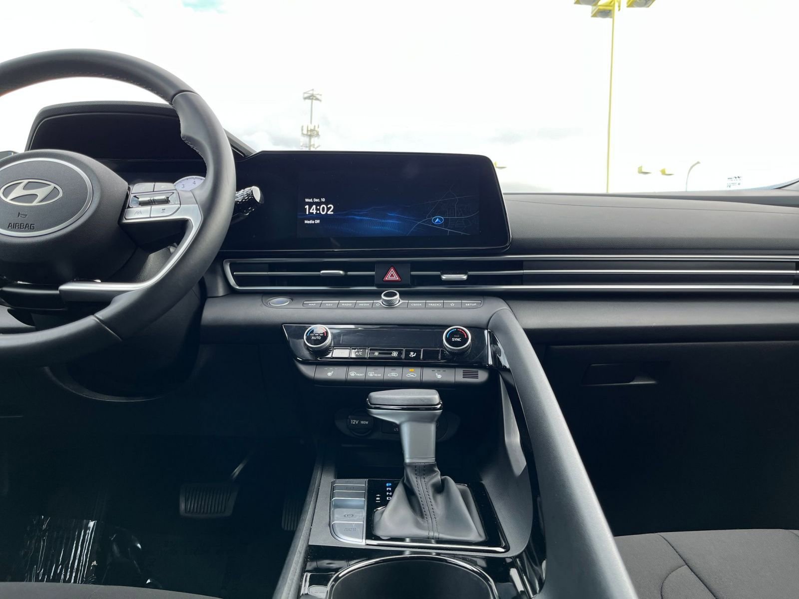 Thumbnail: 2025 Hyundai Elantra - 21