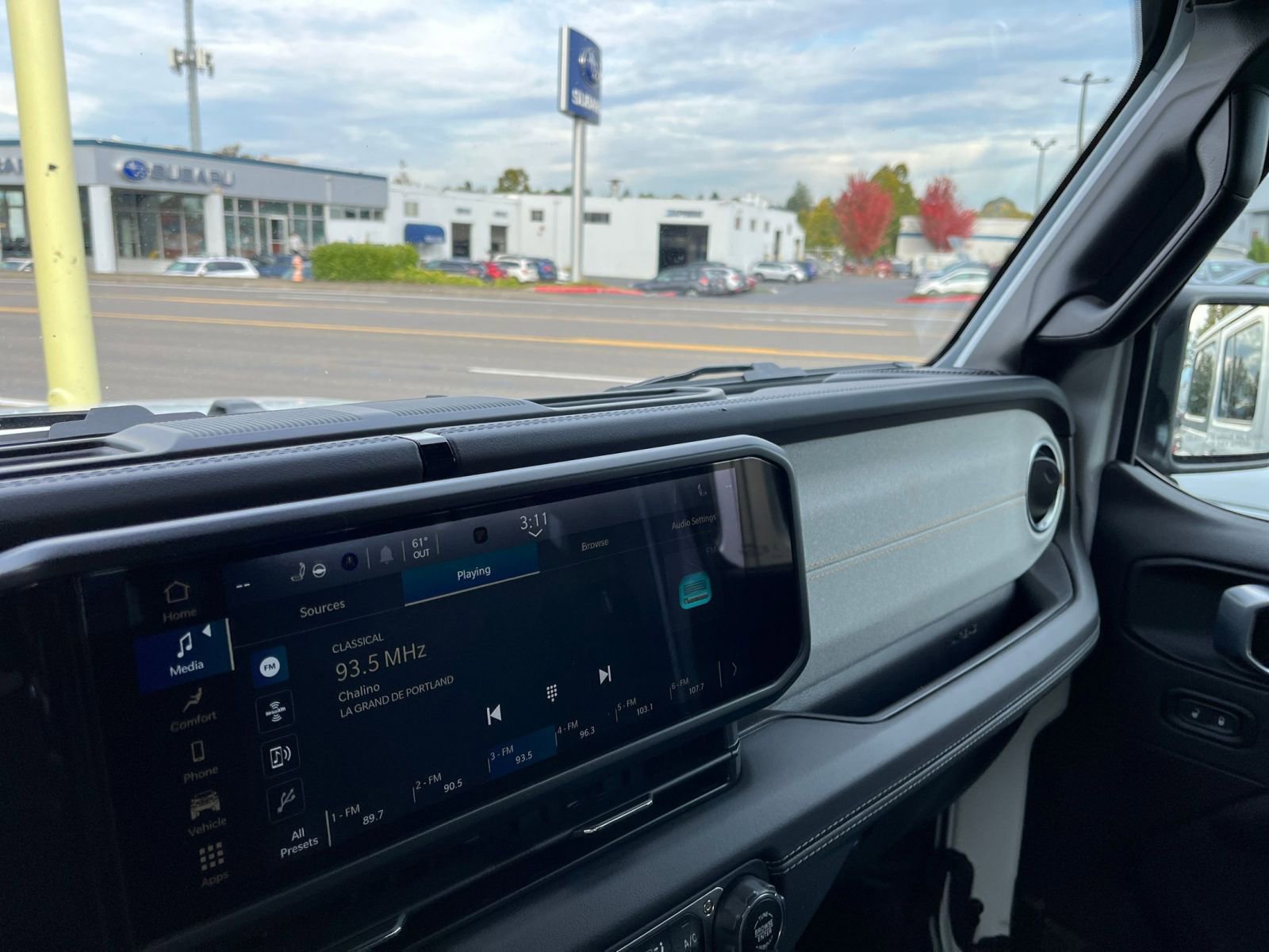 Thumbnail: 2025 Jeep Wrangler - 34