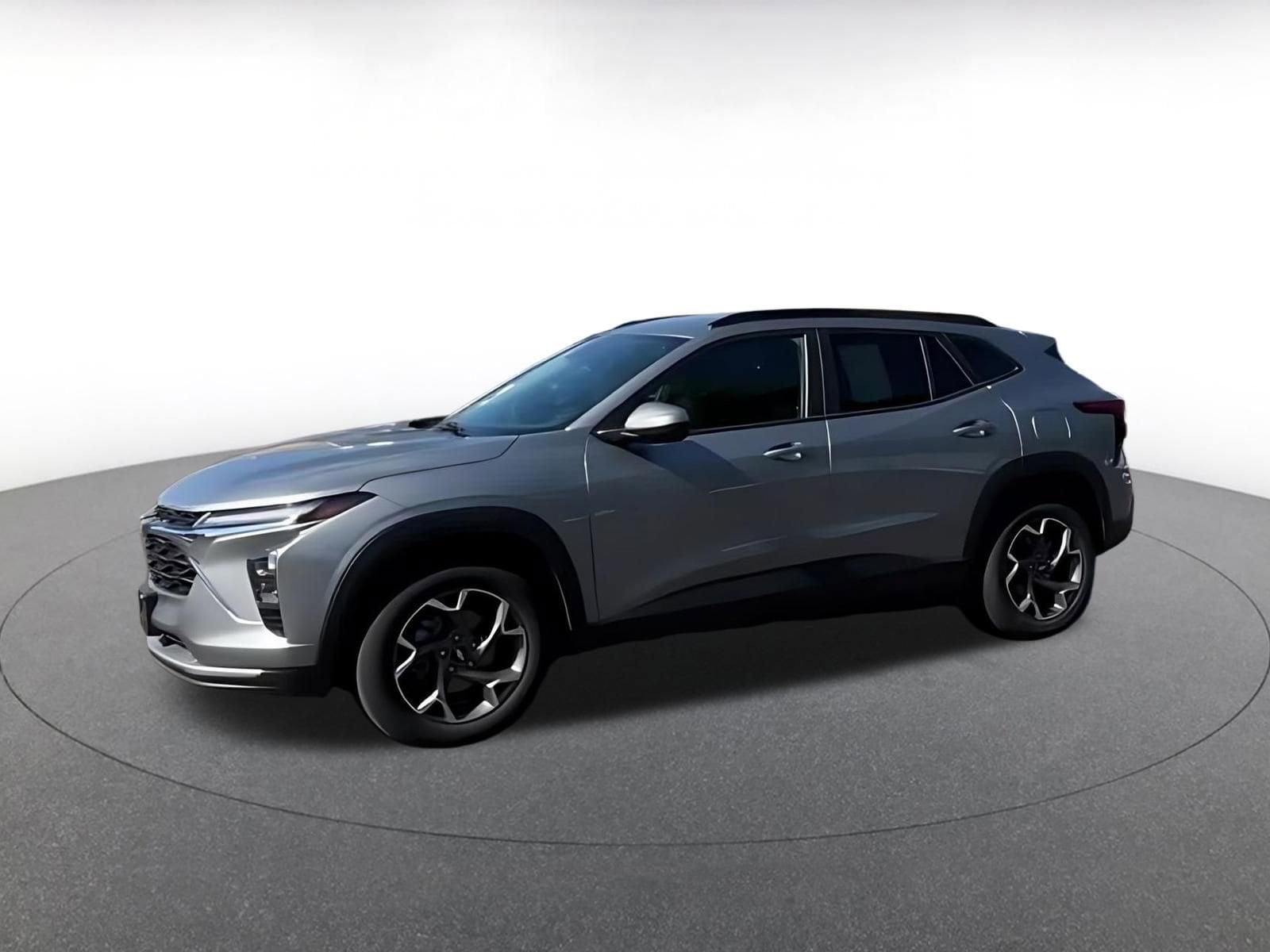 Thumbnail: 2025 Chevrolet Trax - 8