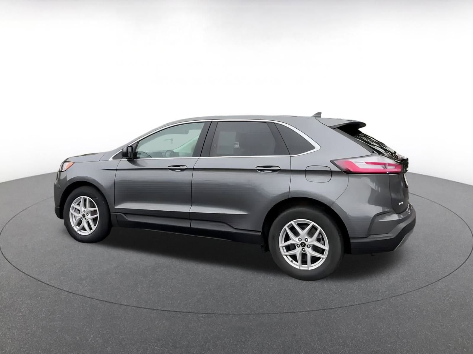 Thumbnail: 2024 Ford Edge - 4