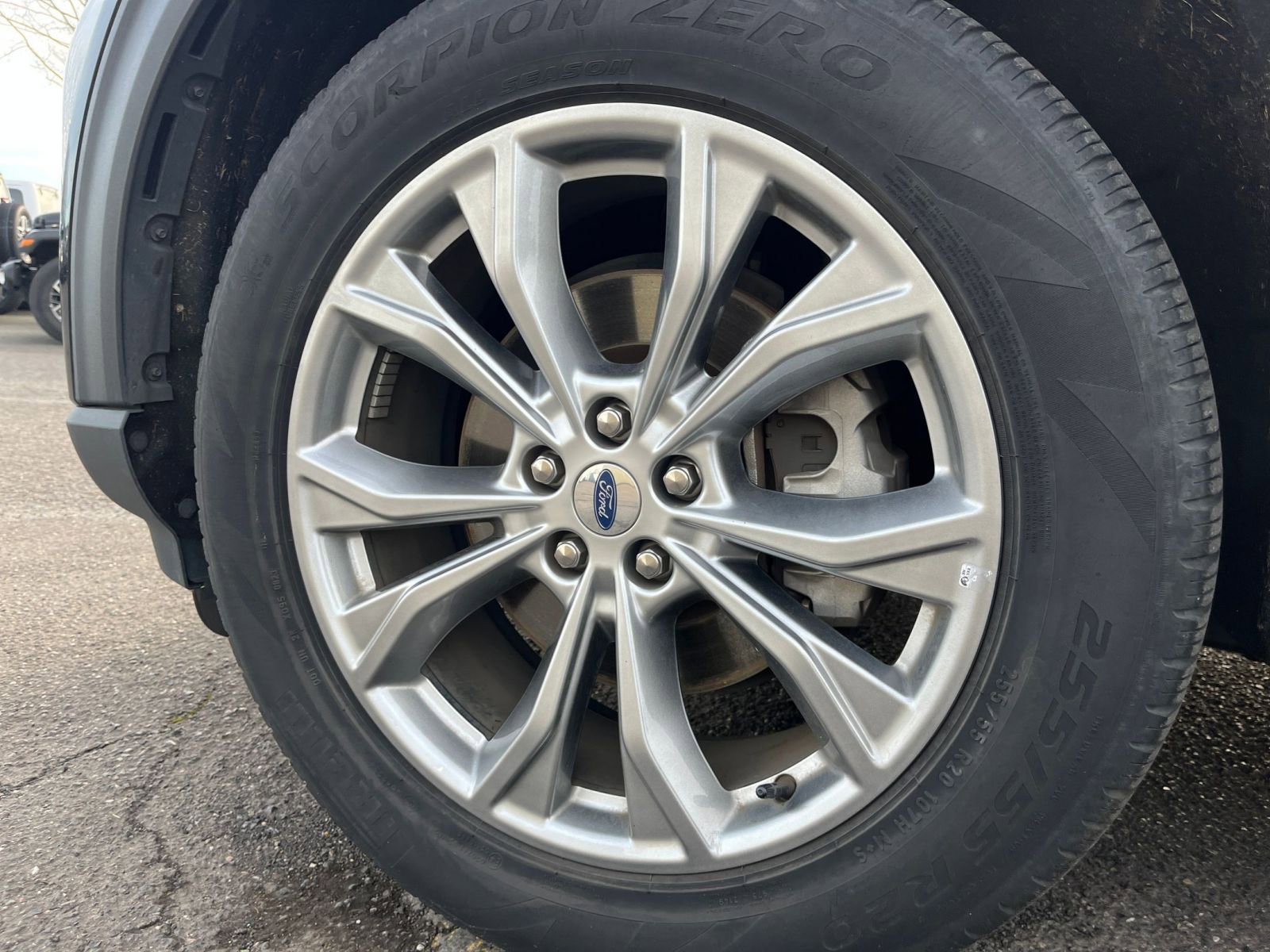 Thumbnail: 2023 Ford Explorer - 34