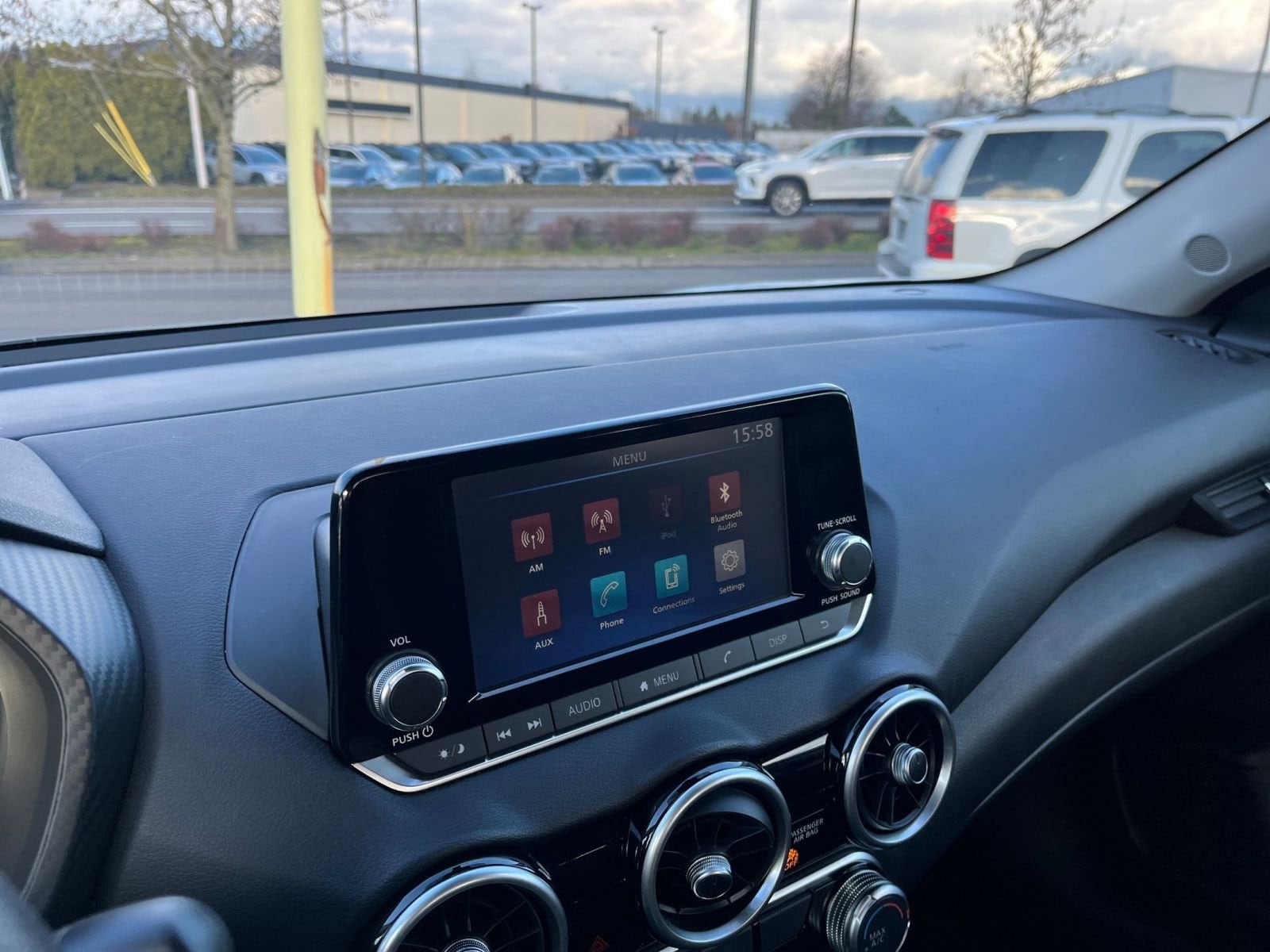 Thumbnail: 2025 Nissan Sentra - 17