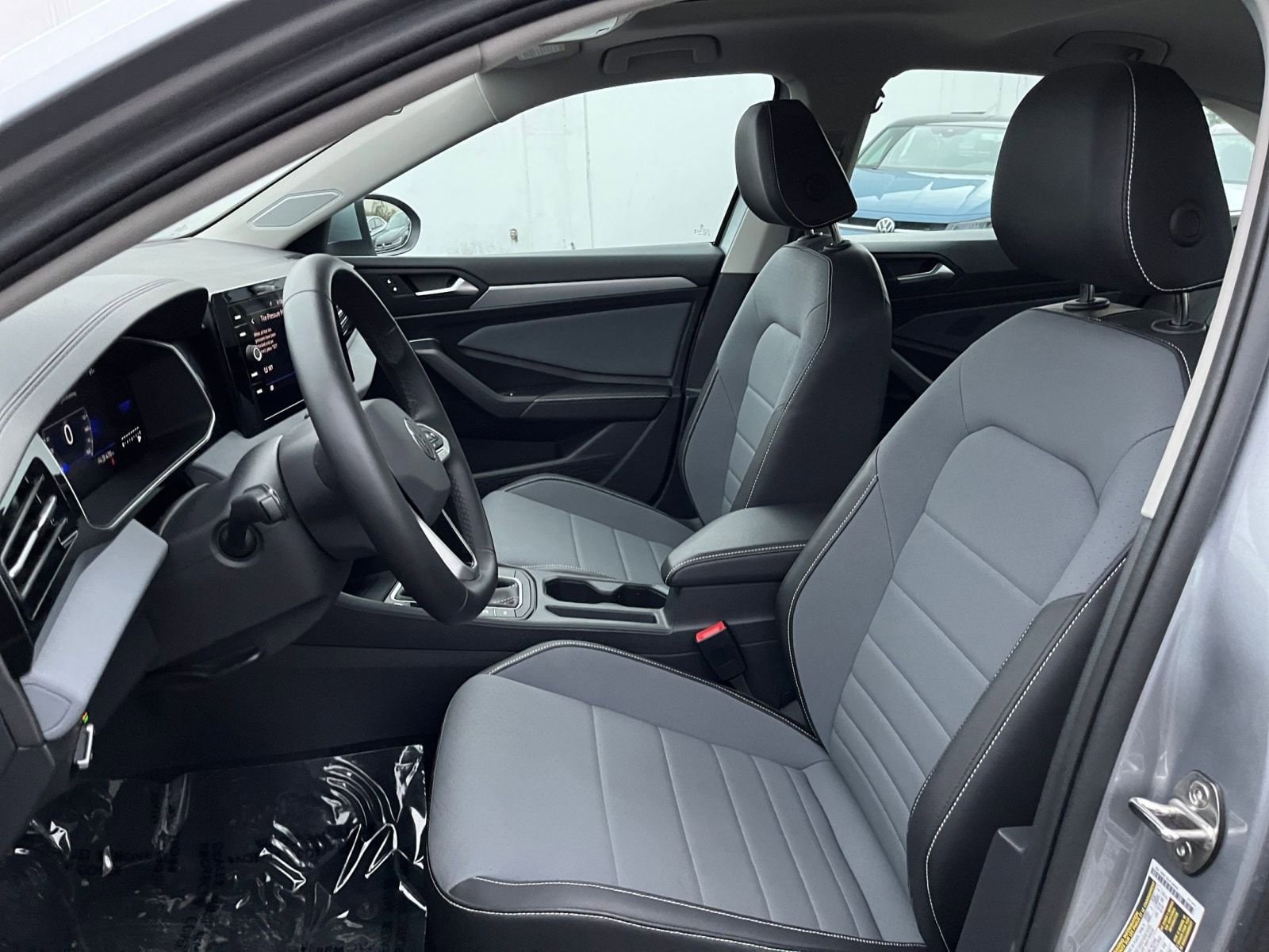 Thumbnail: 2025 Volkswagen Jetta - 35