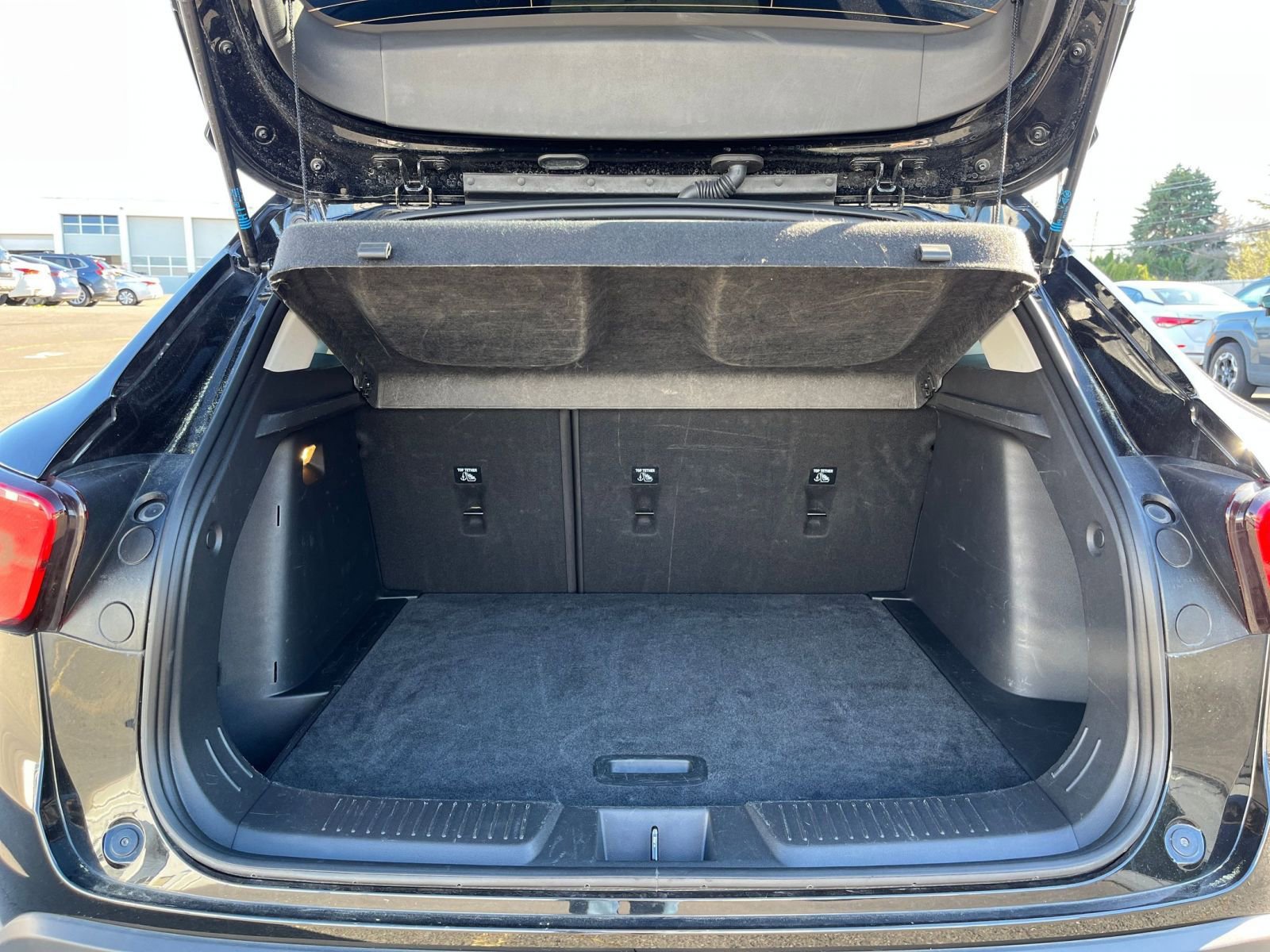 Thumbnail: 2025 Chevrolet Trax - 30