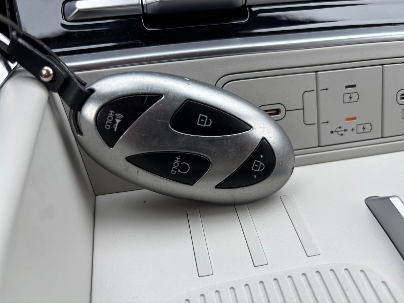 Thumbnail: 2025 Hyundai Santa Fe - 27