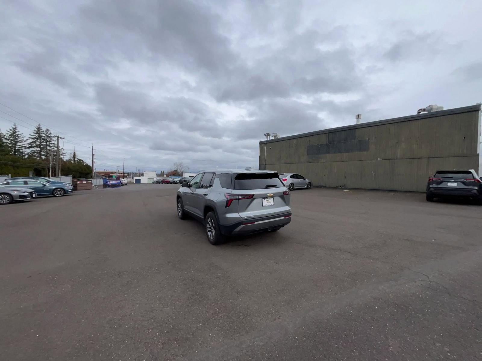 Thumbnail: 2025 Chevrolet Equinox - 16