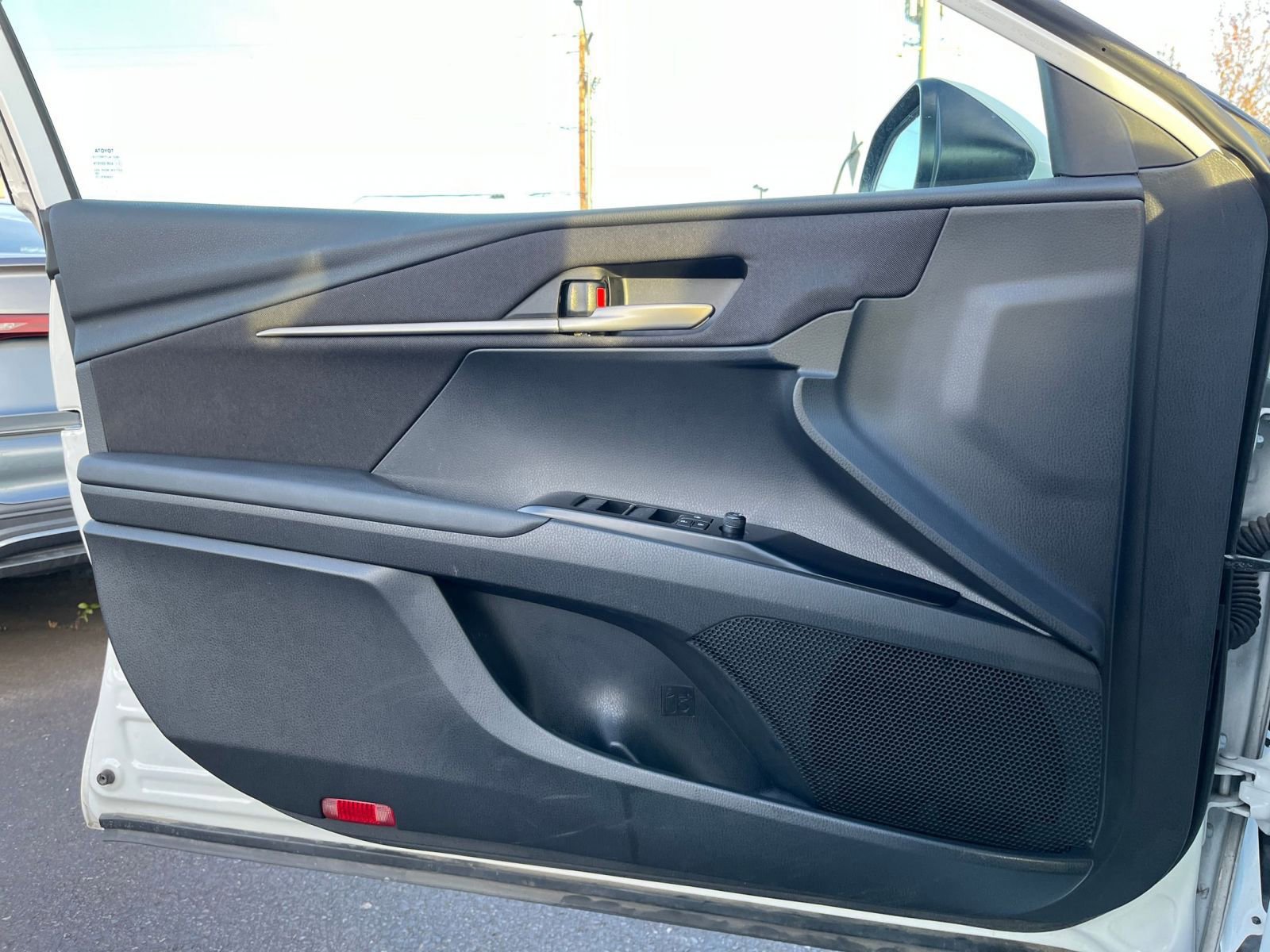 Thumbnail: 2025 Toyota Camry - 20