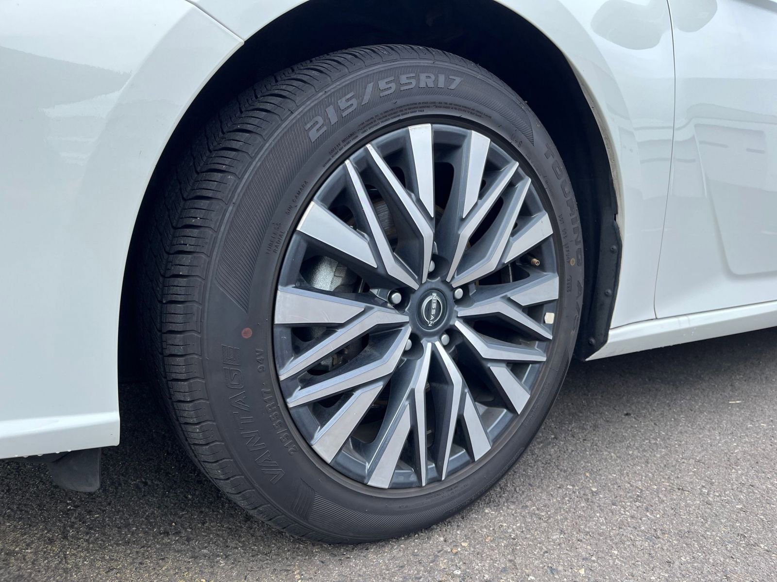 Thumbnail: 2025 Nissan Altima - 30