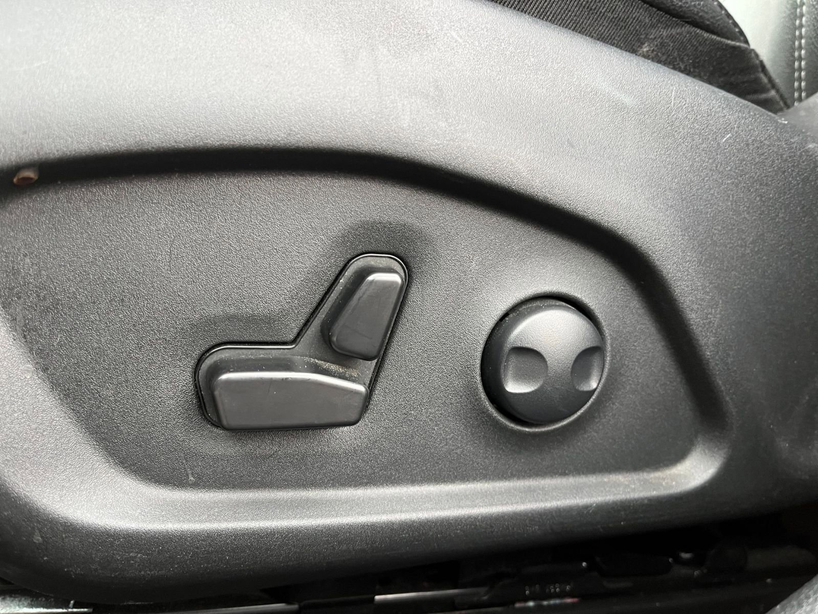 Thumbnail: 2025 Jeep Compass - 23