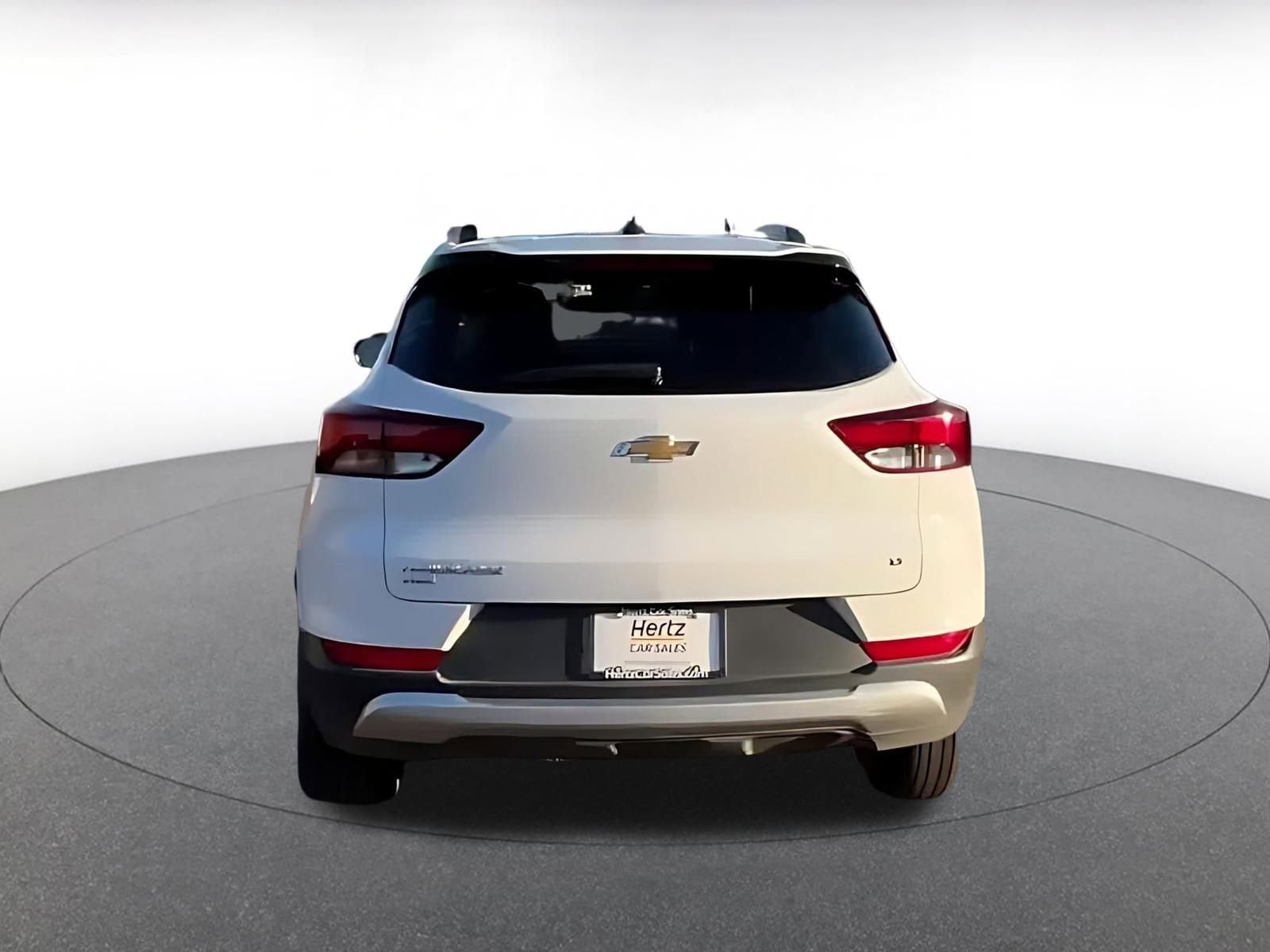 Thumbnail: 2025 Chevrolet TrailBlazer - 10