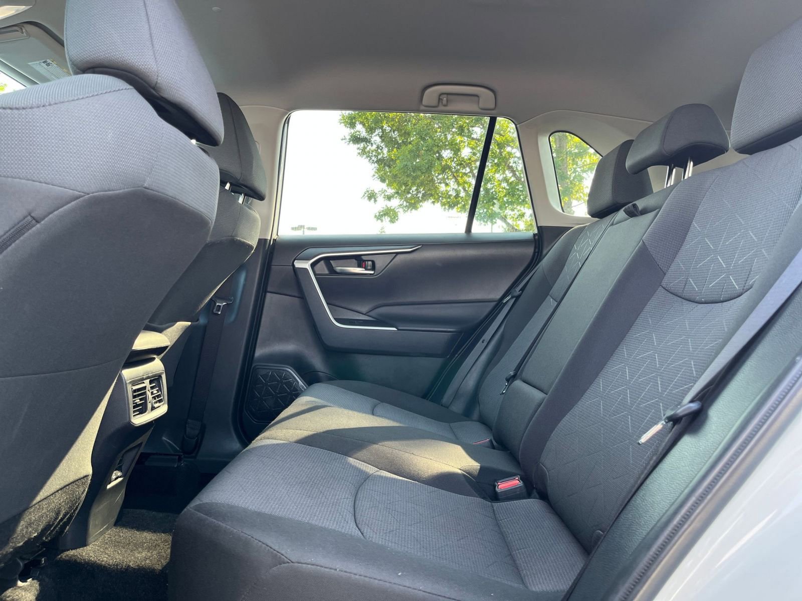 Thumbnail: 2024 Toyota RAV4 - 29