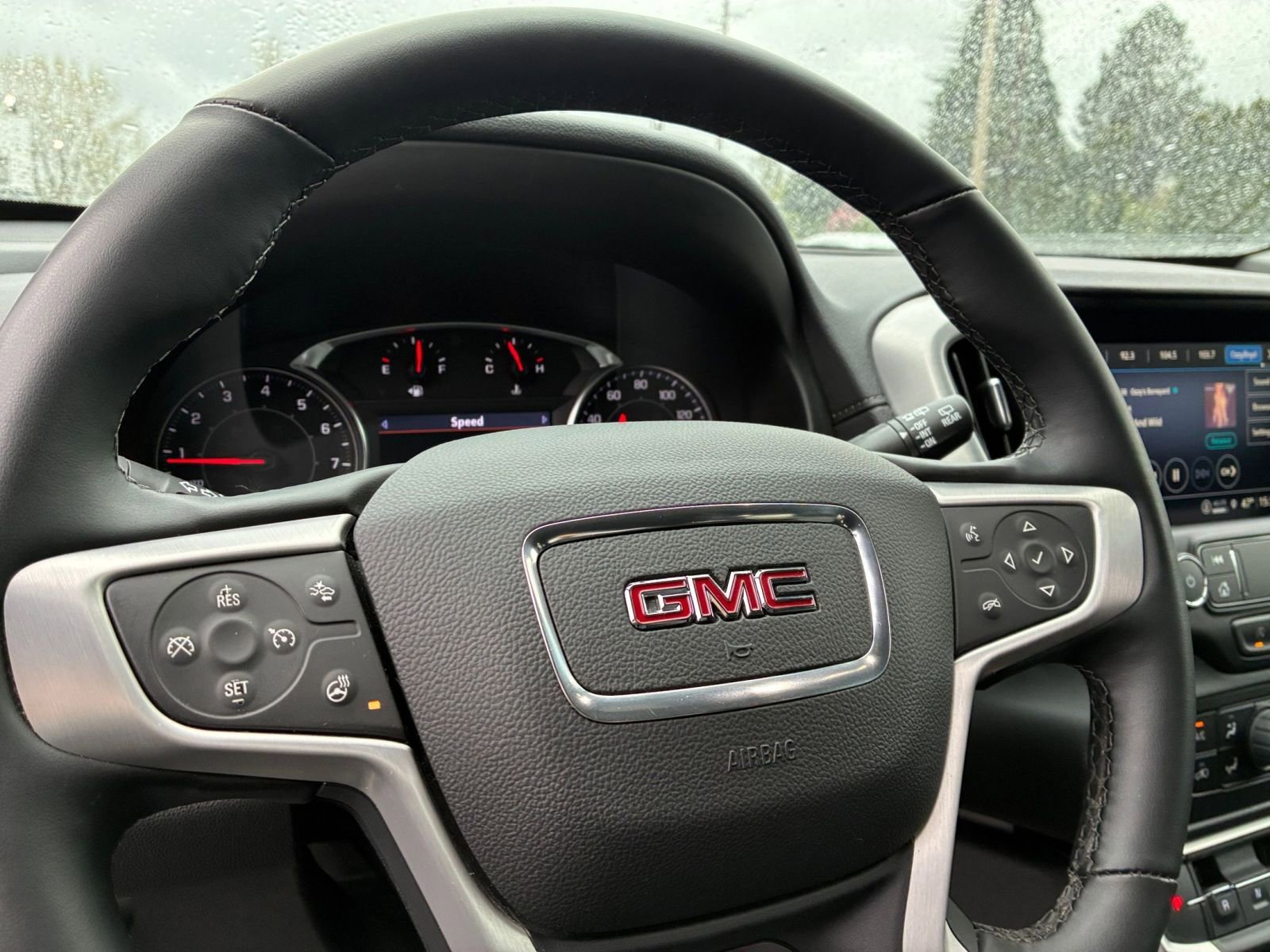 Thumbnail: 2024 GMC Terrain - 31