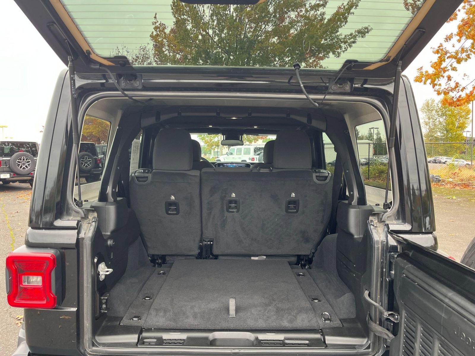 Thumbnail: 2025 Jeep Wrangler - 30