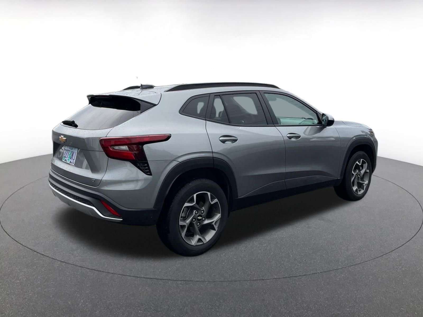 Thumbnail: 2025 Chevrolet Trax - 7