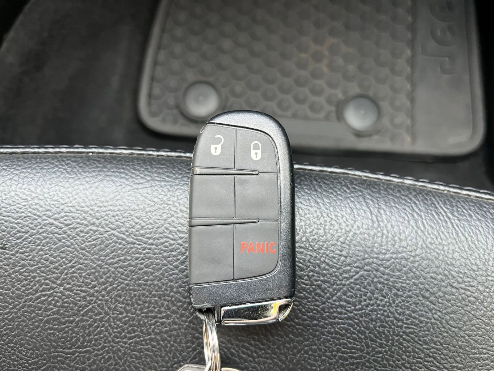 Thumbnail: 2025 Jeep Compass - 23