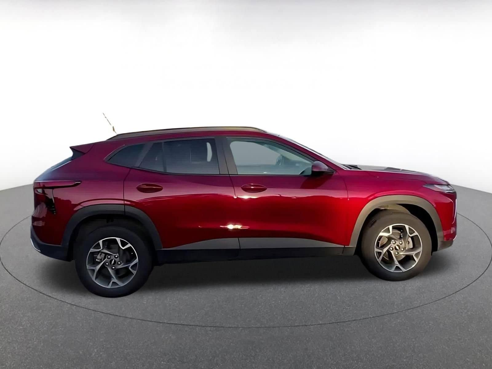 Thumbnail: 2025 Chevrolet Trax - 15