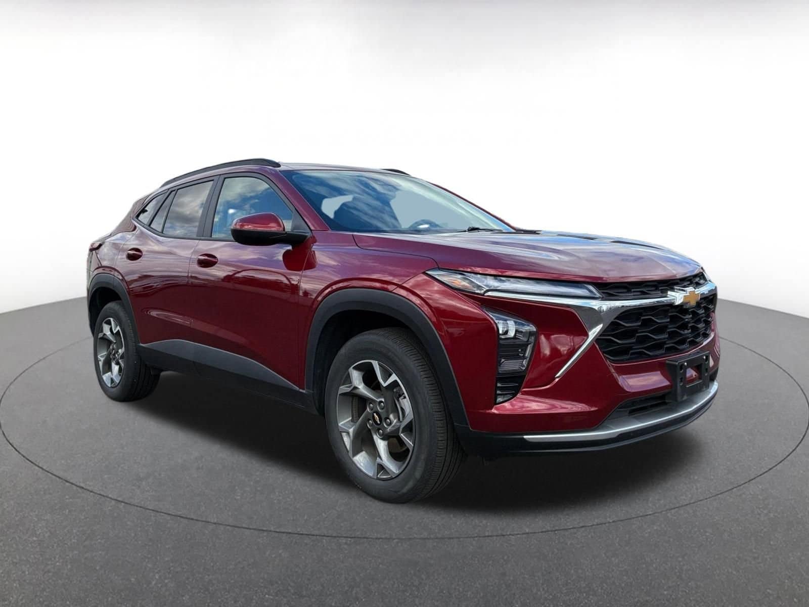 Thumbnail: 2025 Chevrolet Trax - 1