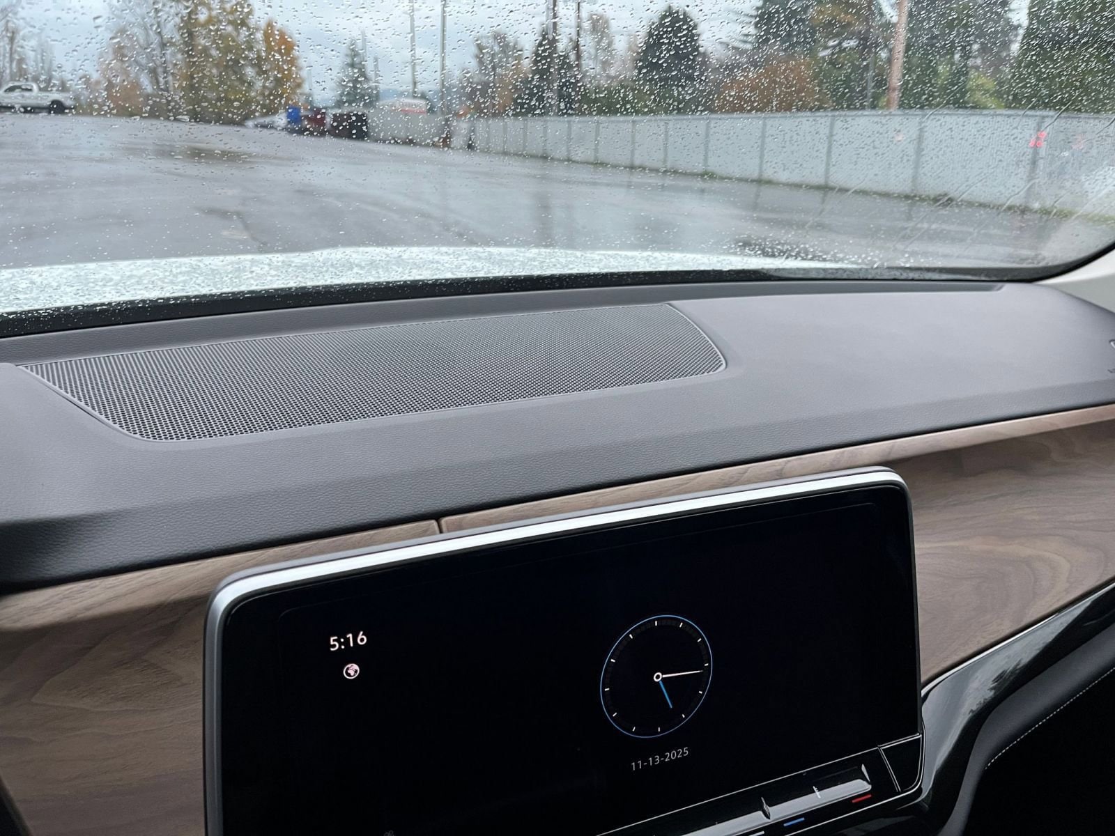 Thumbnail: 2025 Volkswagen Atlas - 20