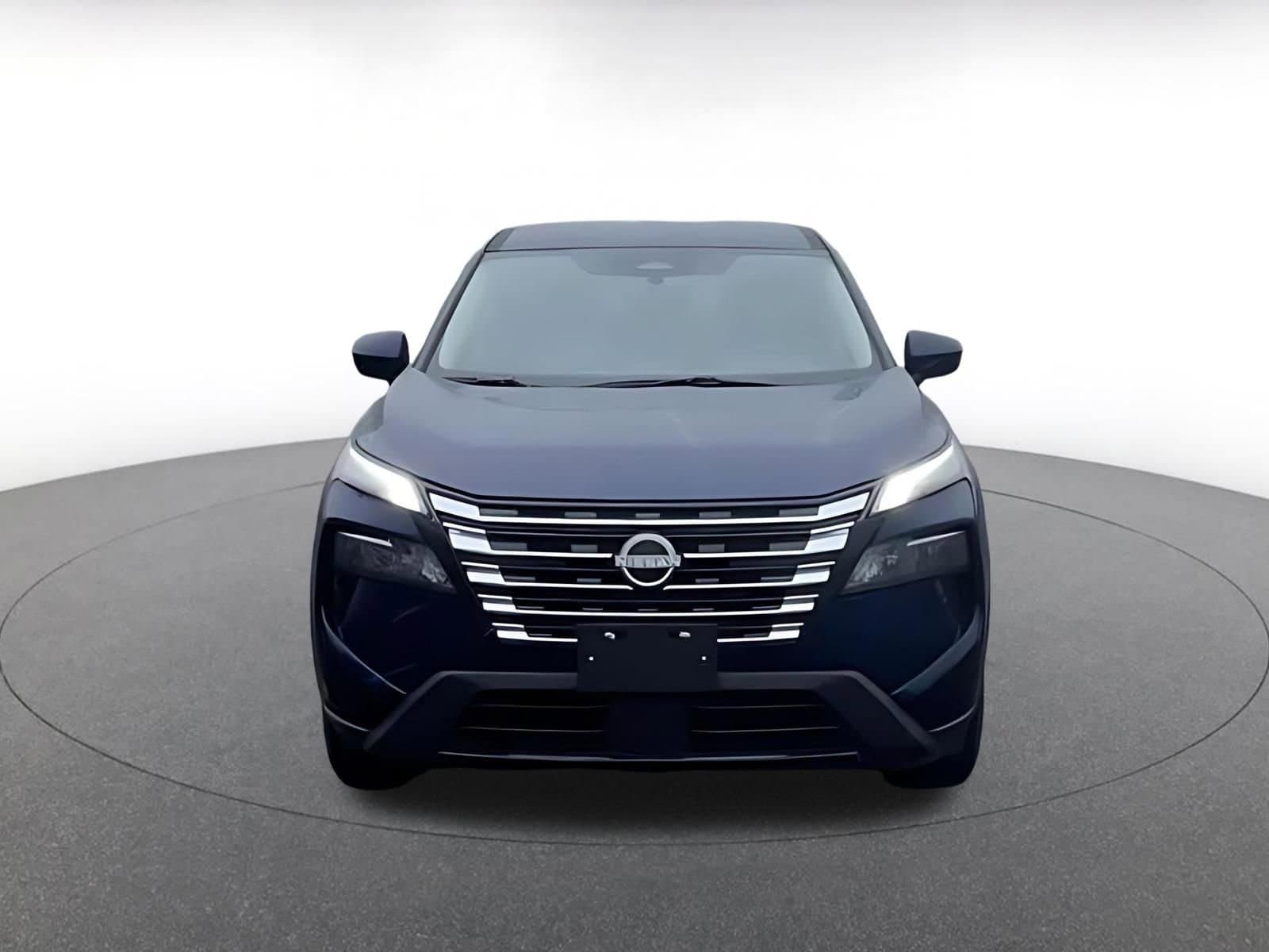 Thumbnail: 2025 Nissan Rogue - 4