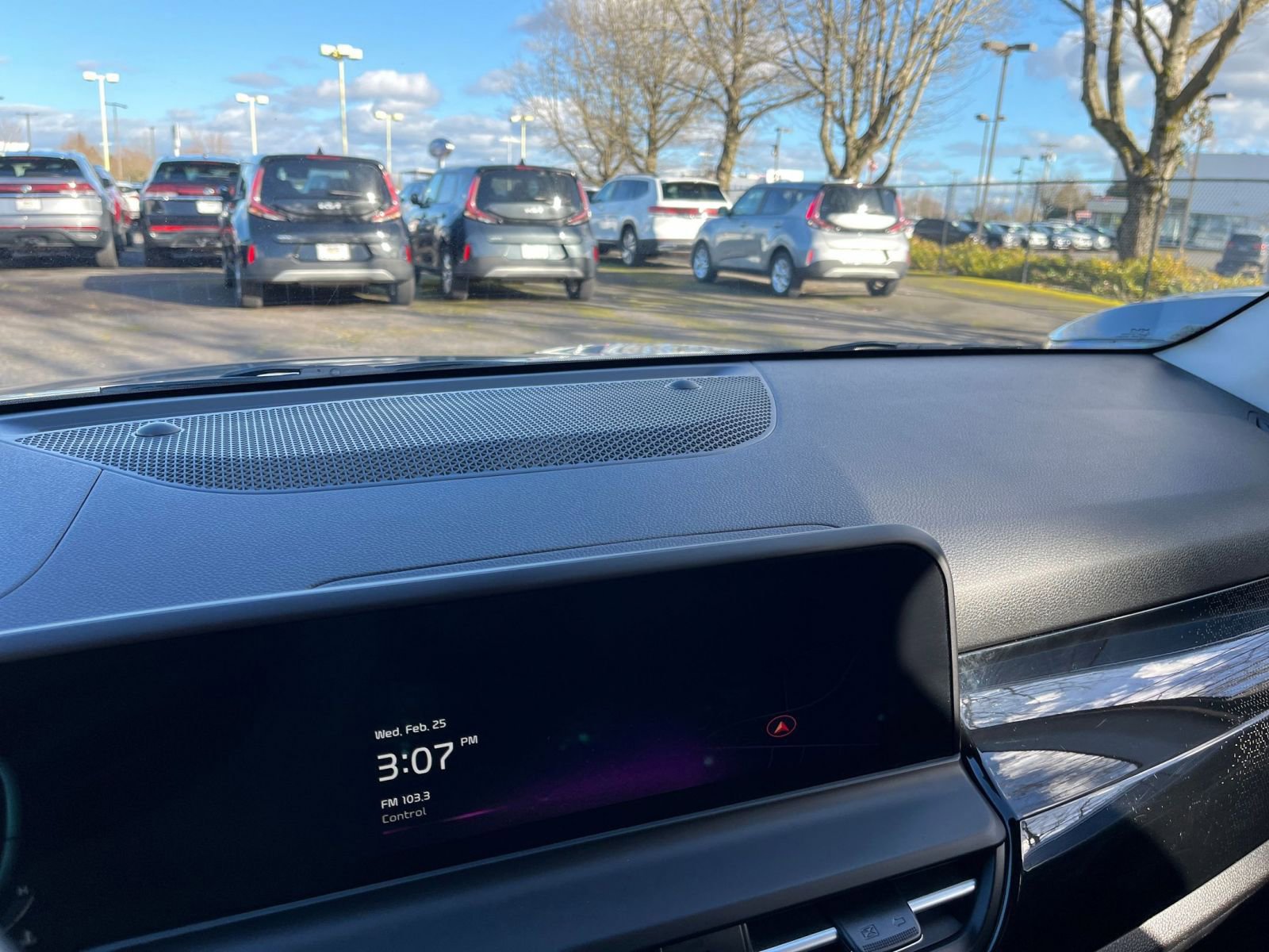 Thumbnail: 2025 Kia Seltos - 17