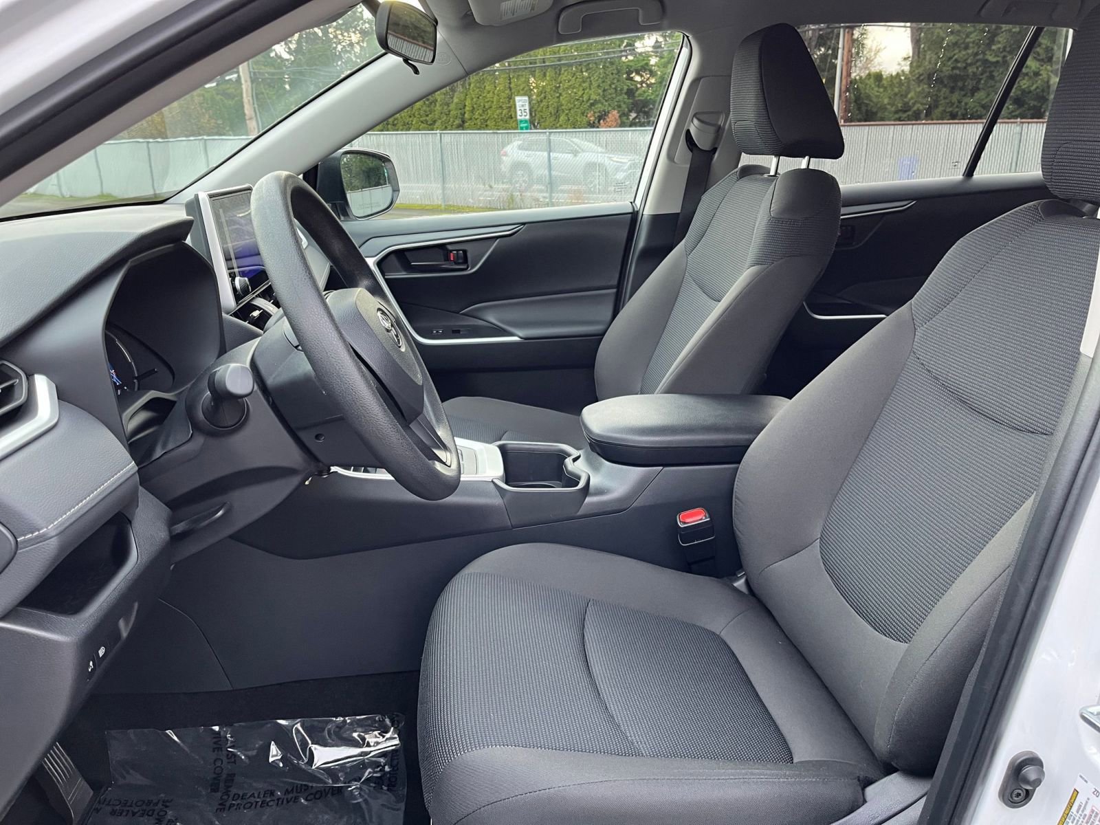 Thumbnail: 2025 Toyota RAV4 - 35