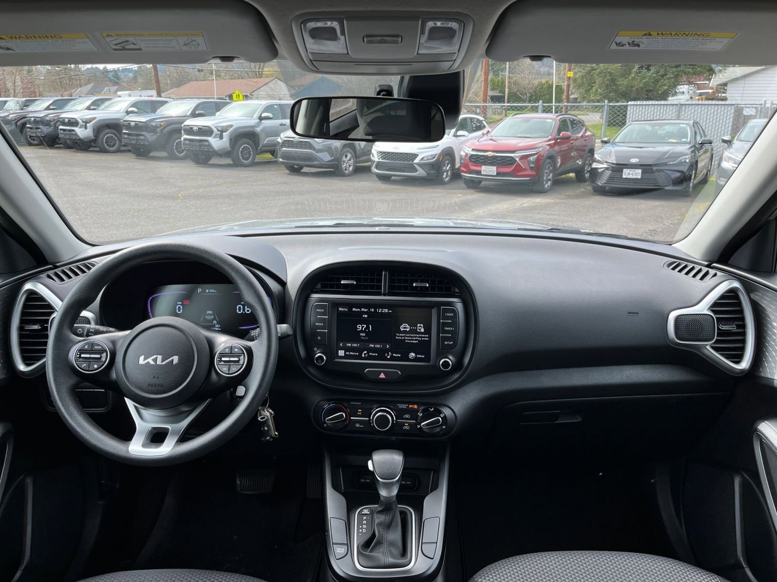 Thumbnail: 2025 Kia Soul - 31