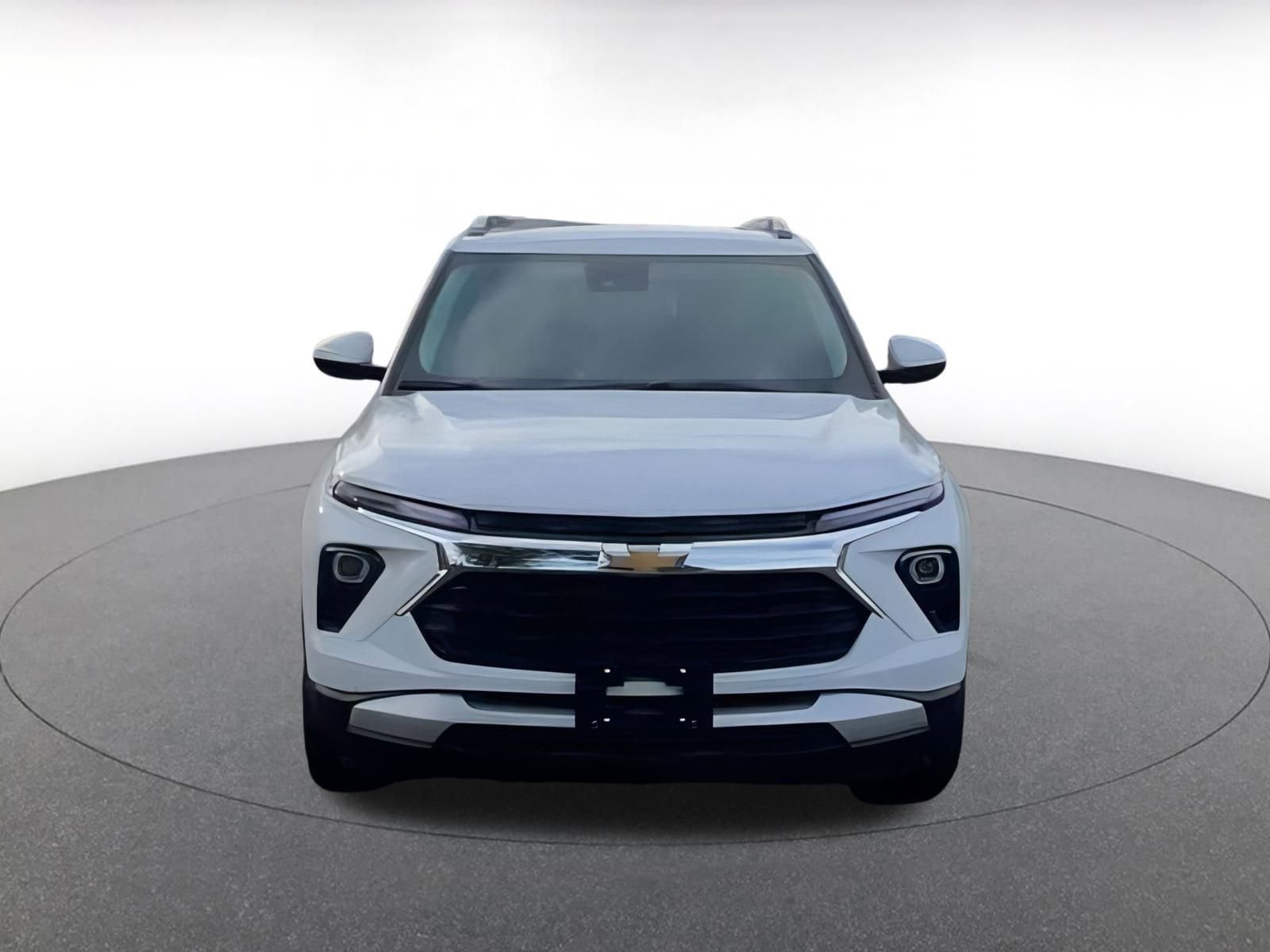 Thumbnail: 2024 Chevrolet TrailBlazer - 3