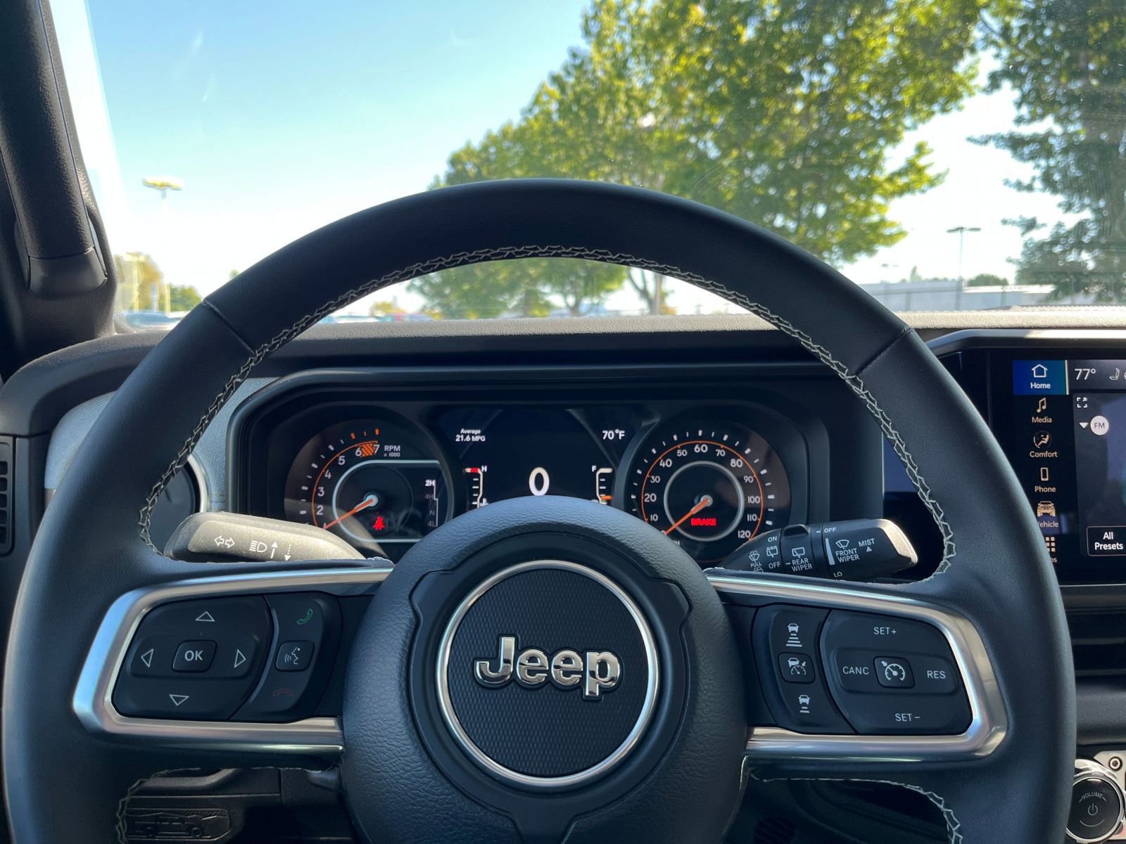 Thumbnail: 2025 Jeep Wrangler - 27
