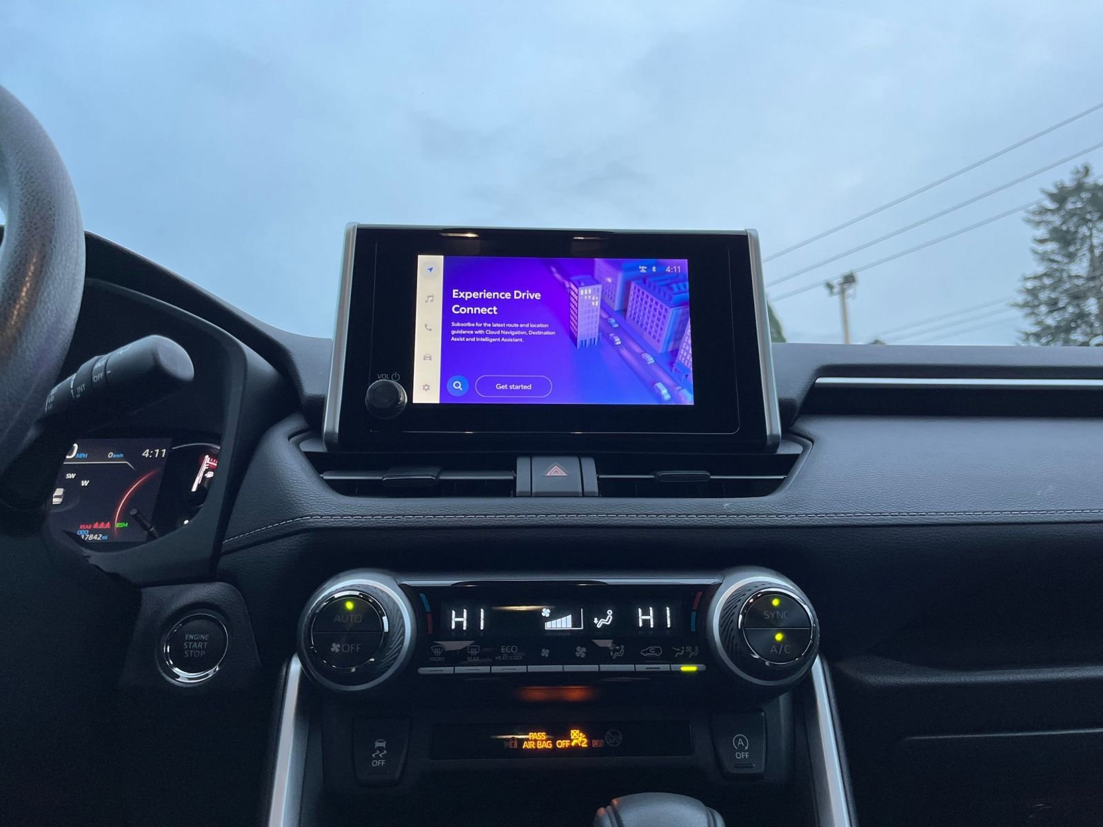 Thumbnail: 2025 Toyota RAV4 - 22