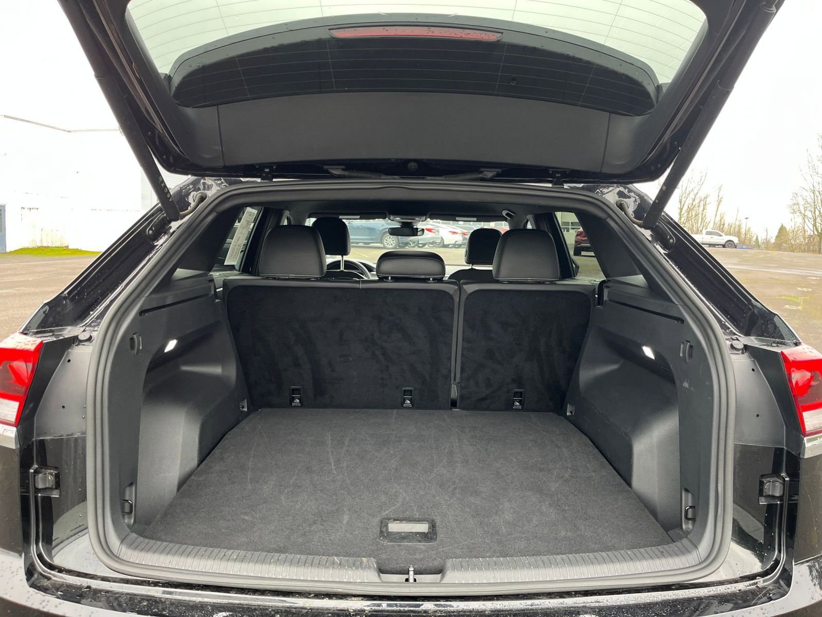 Thumbnail: 2025 Volkswagen Atlas - 33